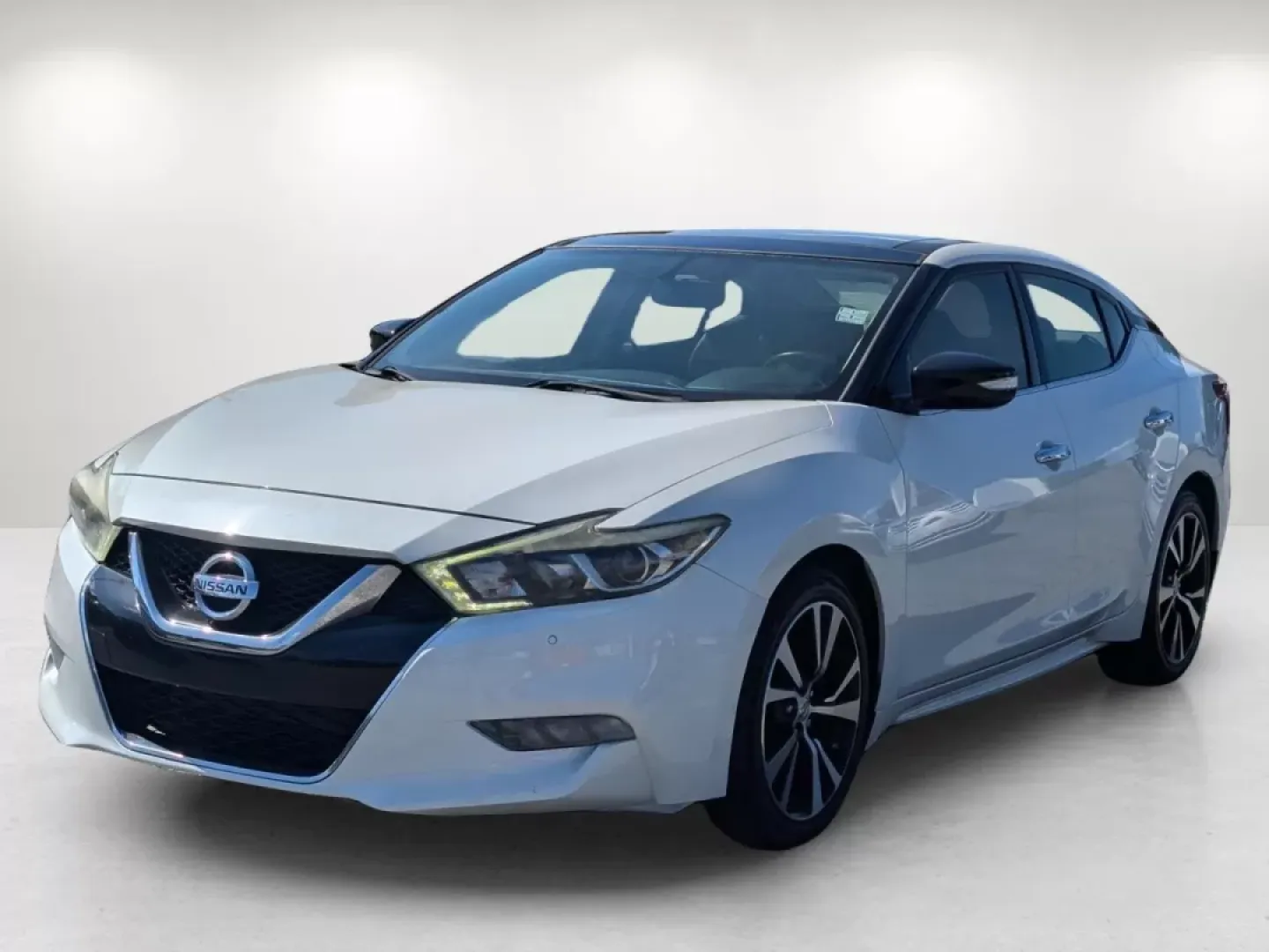 2018 /Charcoal Nissan Maxima SL (1N4AA6AP5JC) with an Other engine, located at 1430 Gateway Drive, Opelika, AL, 36801, (334) 239-0944, 32.637871, -85.409790 - **Experience Luxury and Performance with the 2018 Nissan Maxima SL at Gils Auto Your Trusted Buy Here Pay Here Dealer in Phenix City, AL!**<br /> <br /> Are you searching for a reliable and stylish sedan that meets your daily commuting needs while also providing comfort for weekend adventures? Look - Photo#0