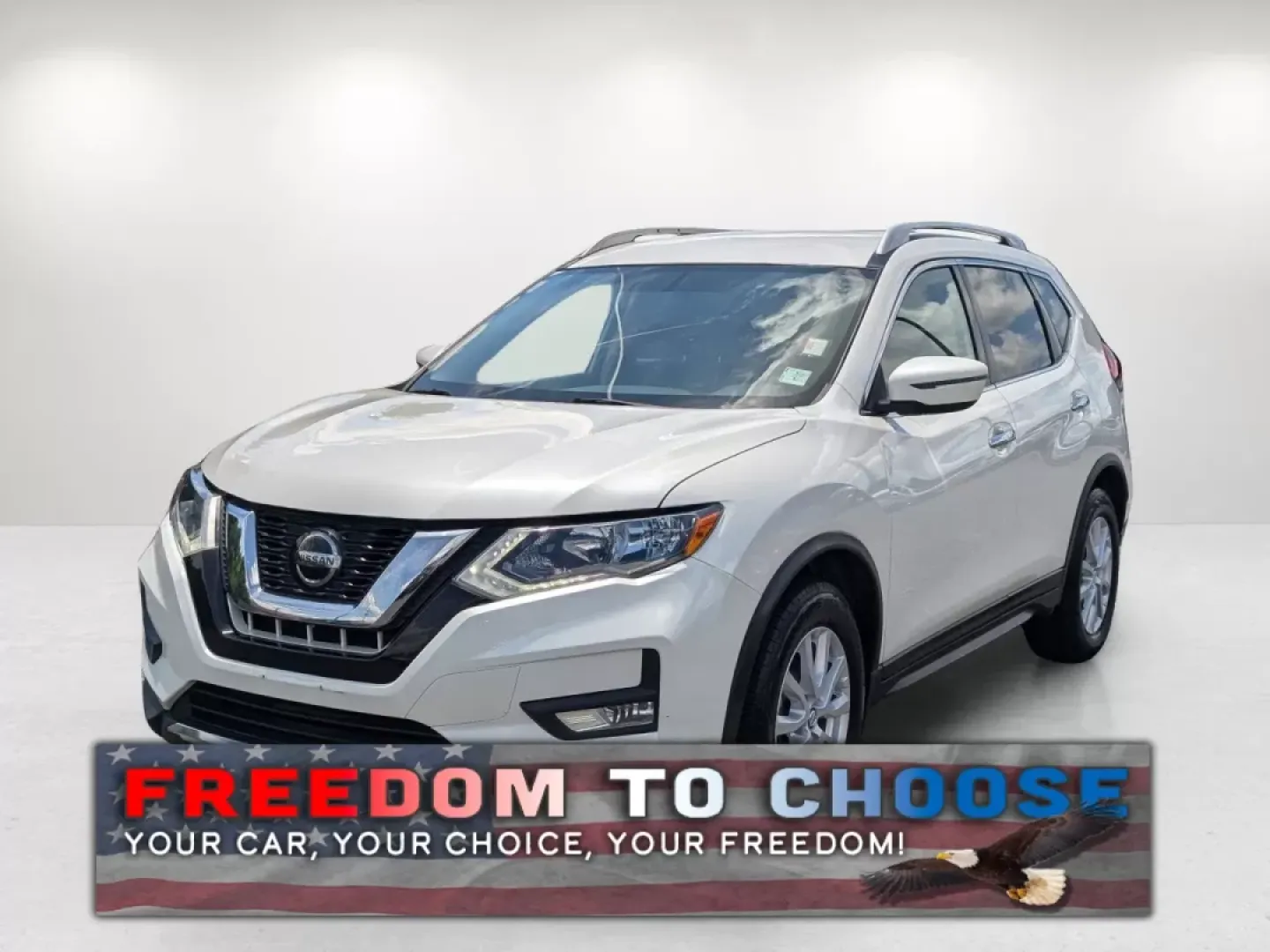 2018 /Charcoal Nissan Rogue SV (JN8AT2MT7JW) with an Other engine, located at 3959 U.S. 80 W, Phenix City, AL, 36870, (334) 297-4885, 32.469296, -85.135185 - **Discover Your Next Adventure with the 2018 Nissan Rogue SV at Gils Auto!**<br /> <br /> Are you ready to elevate your lifestyle with a vehicle that marries versatility and comfort? The 2018 Nissan Rogue SV is the perfect companion for growing families, weekend adventurers, and budget-conscious buy - Photo#0