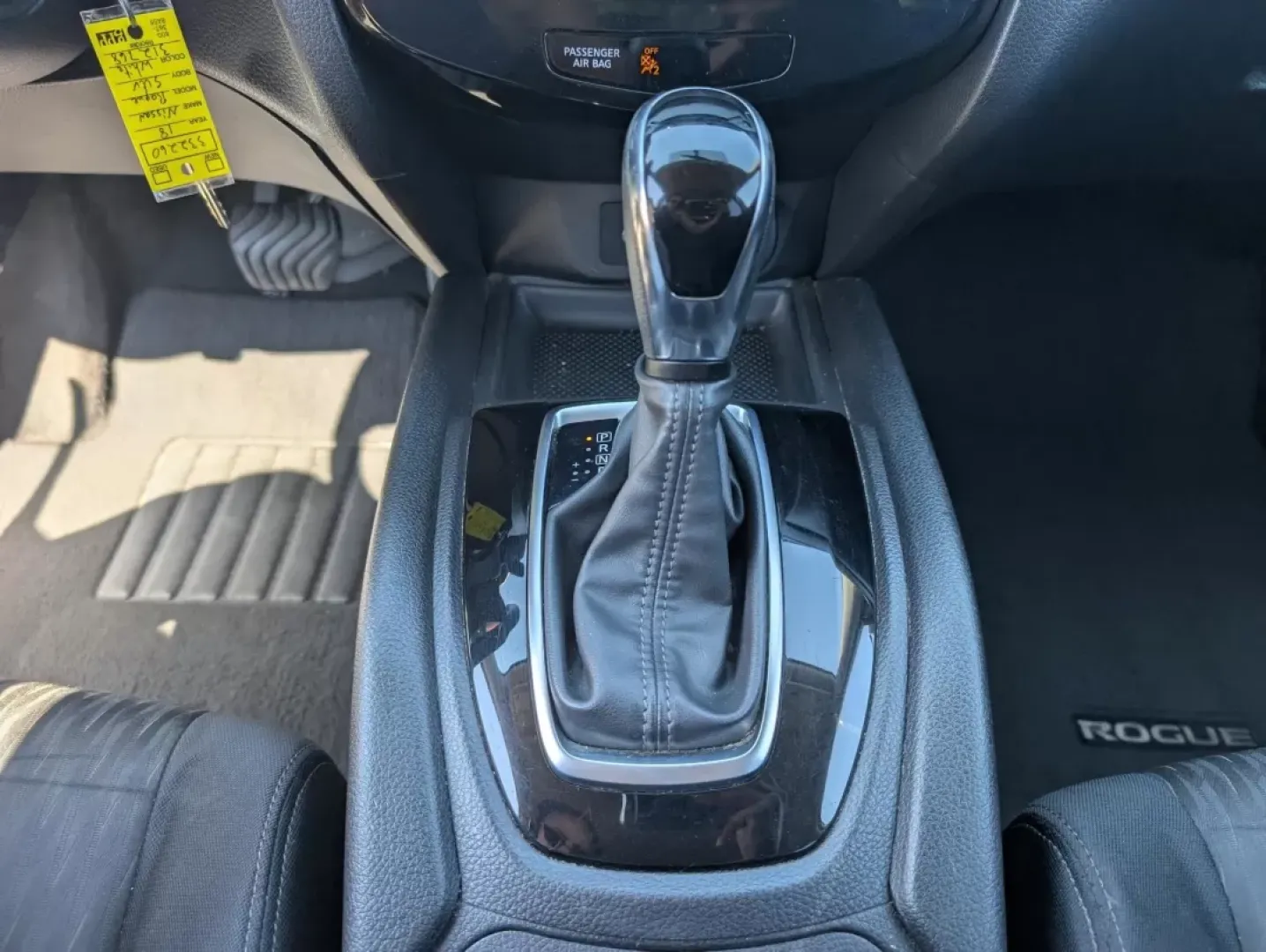 2018 /Charcoal Nissan Rogue S (JN8AT2MV9JW) with an Other engine, located at 1430 Gateway Drive, Opelika, AL, 36801, (334) 239-0944, 32.637871, -85.409790 - Are you ready to elevate your driving experience? Whether you're a busy parent juggling school runs, a commuter venturing through the hustle of daily traffic, or an adventure-seeker looking for the next weekend getaway, the 2018 Nissan Rogue S is the perfect companion. With ample space and versatile - Photo#13