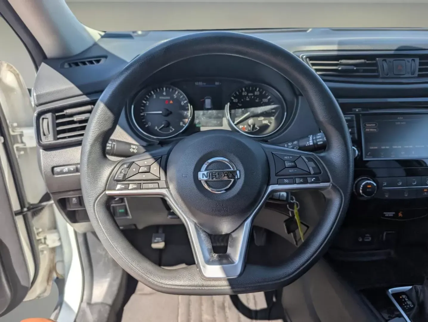 2018 /Charcoal Nissan Rogue S (JN8AT2MV9JW) with an Other engine, located at 1430 Gateway Drive, Opelika, AL, 36801, (334) 239-0944, 32.637871, -85.409790 - Are you ready to elevate your driving experience? Whether you're a busy parent juggling school runs, a commuter venturing through the hustle of daily traffic, or an adventure-seeker looking for the next weekend getaway, the 2018 Nissan Rogue S is the perfect companion. With ample space and versatile - Photo#15