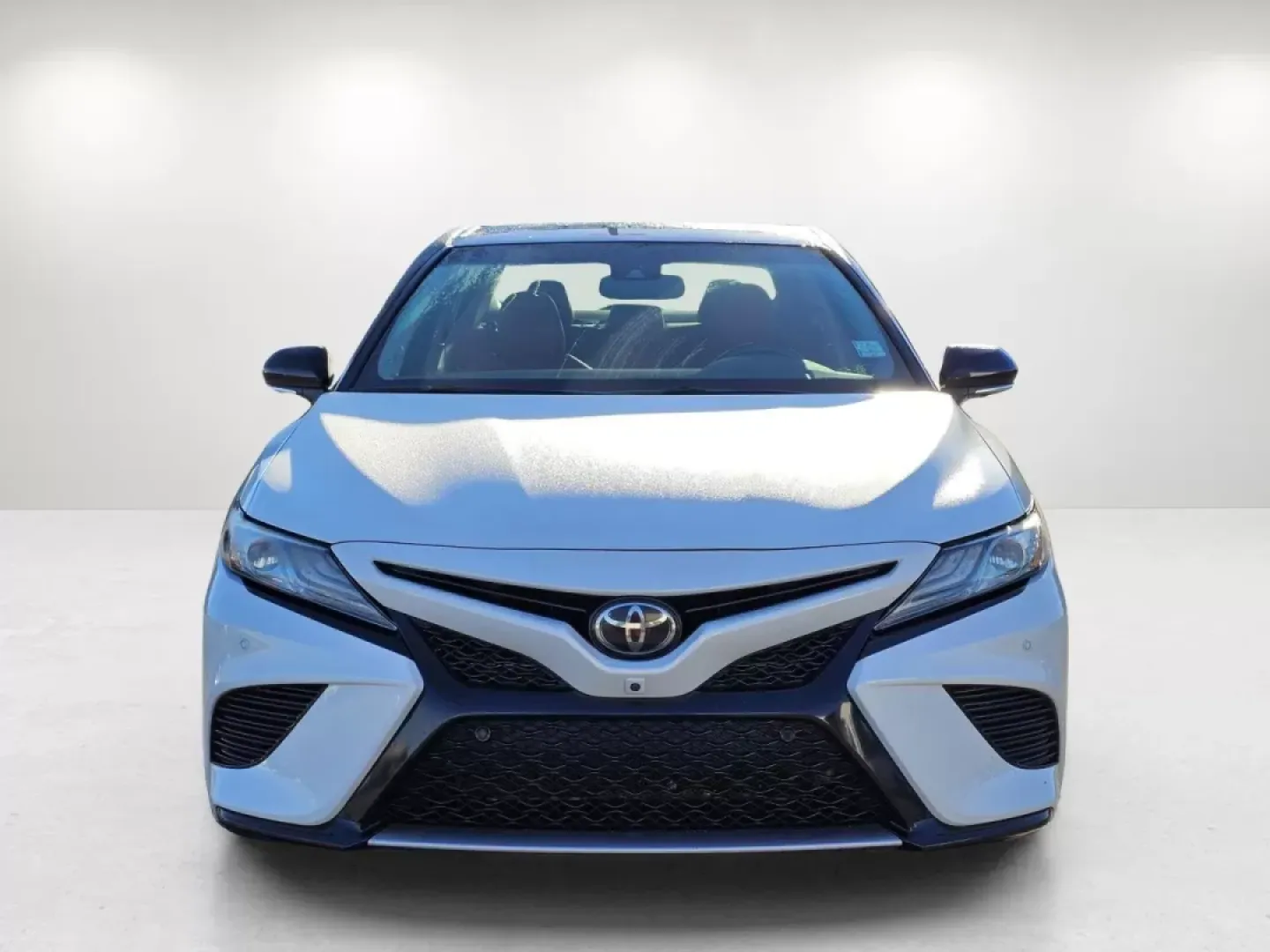 2018 Toyota Camry XSE (4T1B61HK3JU) with an Other engine, located at 7000 Northlake Connector, Columbus, GA, 31904, (706) 987-8085, 32.524975, -84.978134 - ### Elevate Your Daily Drive with the 2018 Toyota Camry XSE at Gils Auto in Phenix City, AL<br /> <br /> If you're searching for a stylish and reliable sedan that effortlessly combines comfort, technology, and performance, look no further than the 2018 Toyota Camry XSE. Perfect for daily commuters, - Photo#1