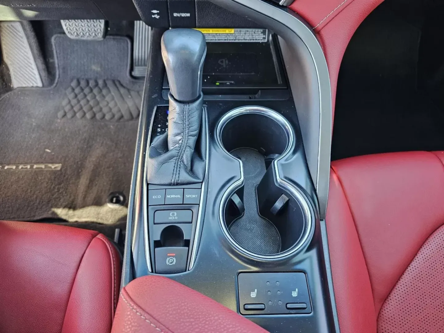 2018 Toyota Camry XSE (4T1B61HK3JU) with an Other engine, located at 7000 Northlake Connector, Columbus, GA, 31904, (706) 987-8085, 32.524975, -84.978134 - ### Elevate Your Daily Drive with the 2018 Toyota Camry XSE at Gils Auto in Phenix City, AL<br /> <br /> If you're searching for a stylish and reliable sedan that effortlessly combines comfort, technology, and performance, look no further than the 2018 Toyota Camry XSE. Perfect for daily commuters, - Photo#12