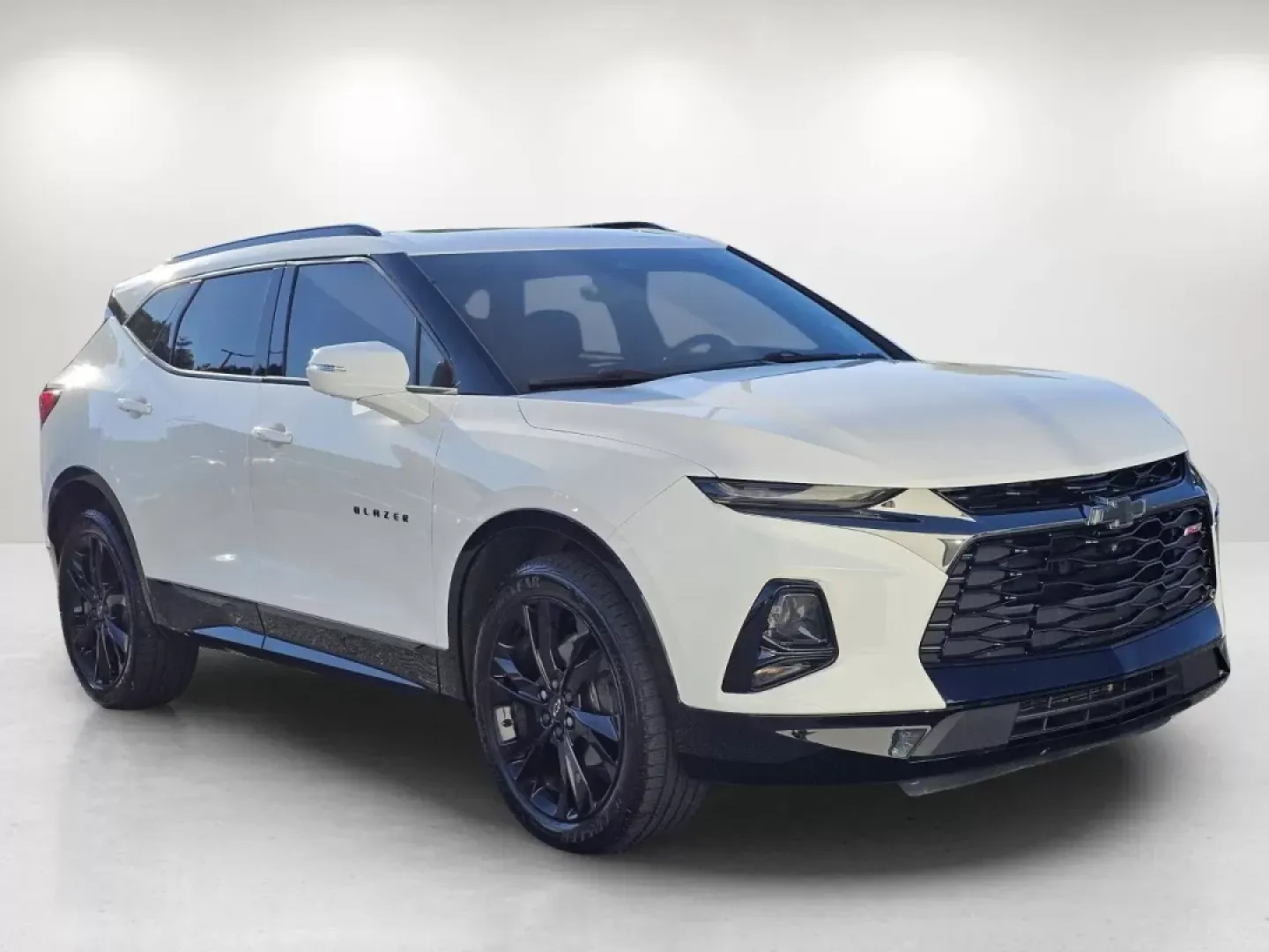 2019 /Jet Black Chevrolet Blazer RS (3GNKBERS8KS) with an Other engine, located at 1430 Gateway Drive, Opelika, AL, 36801, (334) 239-0944, 32.637871, -85.409790 - **Unleash Adventure with the 2019 Chevrolet Blazer RS: Your Perfect SUV for Every Journey!**<br /> <br /> Are you ready to elevate your driving experience? Whether you're navigating the city streets of Phenix City or embarking on a weekend getaway, the 2019 Chevrolet Blazer RS is the SUV that seamle - Photo#2