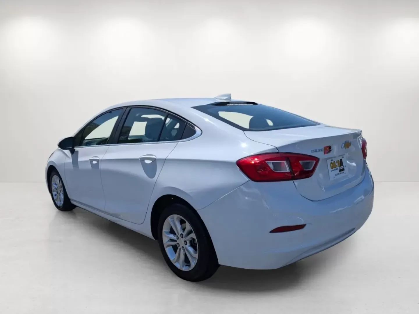 2019 /Jet Black/Galvanized Chevrolet Cruze LT (1G1BE5SM5K7) with an Other engine, located at 7000 Northlake Connector, Columbus, GA, 31904, (706) 987-8085, 32.524975, -84.978134 - **Experience the Open Road with the 2019 Chevrolet Cruze LT Perfect for Your Next Adventure!**<br /> <br /> Are you seeking an affordable, reliable vehicle that will accompany you through daily commutes, family outings, and spontaneous weekend getaways? Look no further than the 2019 Chevrolet Cruze - Photo#6