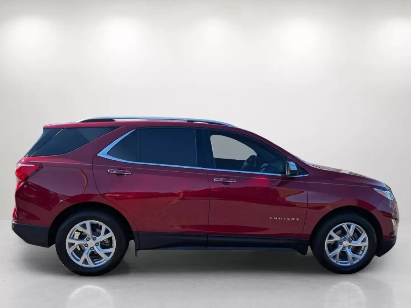 2019 /Jet Black Chevrolet Equinox Premier (2GNAXNEV7K6) with an Other engine, located at 3959 U.S. 80 W, Phenix City, AL, 36870, (334) 297-4885, 32.469296, -85.135185 - **Adventure Awaits with the 2019 Chevrolet Equinox Premier at Gils Auto** <br /> <br /> Looking for a versatile SUV that fits your active lifestyle? The 2019 Chevrolet Equinox Premier is the perfect companion for family road trips, daily commutes, or weekend adventures. With its spacious interior, - Photo#4
