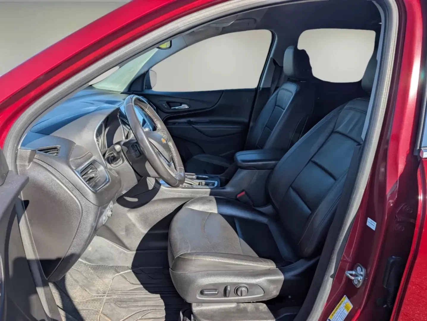 2019 /Jet Black Chevrolet Equinox Premier (2GNAXNEV7K6) with an Other engine, located at 3959 U.S. 80 W, Phenix City, AL, 36870, (334) 297-4885, 32.469296, -85.135185 - **Adventure Awaits with the 2019 Chevrolet Equinox Premier at Gils Auto** <br /> <br /> Looking for a versatile SUV that fits your active lifestyle? The 2019 Chevrolet Equinox Premier is the perfect companion for family road trips, daily commutes, or weekend adventures. With its spacious interior, - Photo#10