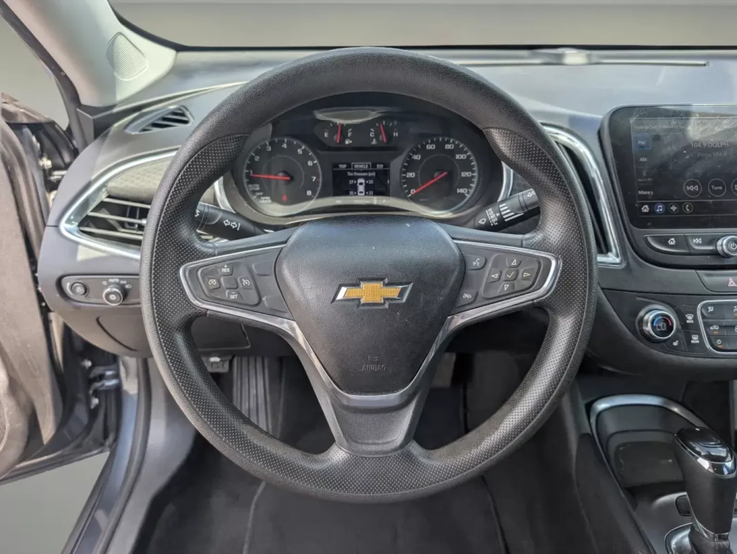 2019 /Jet Black Chevrolet Malibu LT (1G1ZD5ST1KF) with an Other engine, located at 1430 Gateway Drive, Opelika, AL, 36801, (334) 239-0944, 32.637871, -85.409790 - **Explore the Open Road with the 2019 Chevrolet Malibu LT: Your Ideal Family Sedan**<br /> <br /> Looking for the perfect blend of comfort, technology, and fuel efficiency for your daily commute or family outings? Look no further than the stunning 2019 Chevrolet Malibu LT, available now at Gils Auto - Photo#15