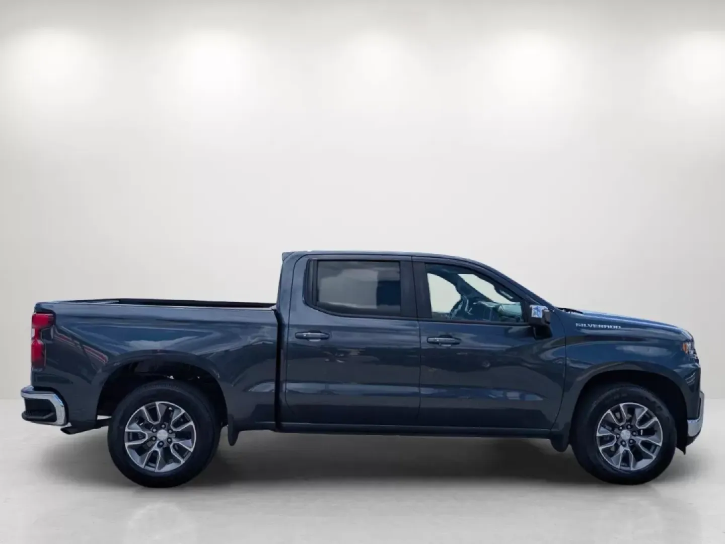 2019 /Jet Black Chevrolet Silverado 1500 LT (1GCPWCED0KZ) with an Other engine, located at 7000 Northlake Connector, Columbus, GA, 31904, (706) 987-8085, 32.524975, -84.978134 - **2019 Chevrolet Silverado 1500 LT: The Ultimate Workhorse for Every Adventure**<br /> <br /> Are you searching for a reliable pickup that's not just a vehicle but a true companion for your busy lifestyle? Look no further than the 2019 Chevrolet Silverado 1500 LT, available at Gils Auto in Opelika, - Photo#3