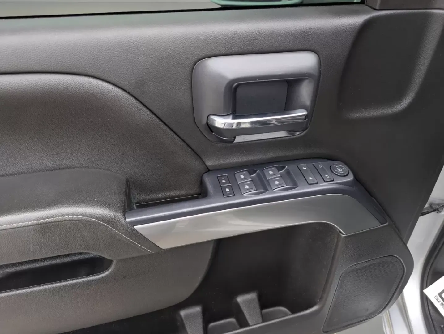 2019 /Jet Black Chevrolet Silverado 1500 LD LT (2GCRCPEC7K1) with an Other engine, located at 1430 Gateway Drive, Opelika, AL, 36801, (334) 239-0944, 32.637871, -85.409790 - **Unleash Adventure with the 2019 Chevrolet Silverado 1500 LD at Gils Auto - Phenix City, AL**<br /> <br /> Are you ready to elevate your driving experience? Whether you're hauling tools for a weekend project, heading off on a family road trip, or navigating daily commutes, the 2019 Chevrolet Silver - Photo#8