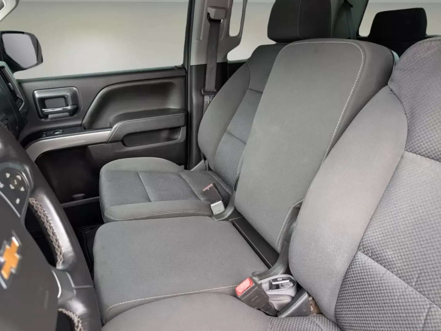 2019 /Jet Black Chevrolet Silverado 1500 LD LT (2GCRCPEC7K1) with an Other engine, located at 1430 Gateway Drive, Opelika, AL, 36801, (334) 239-0944, 32.637871, -85.409790 - **Unleash Adventure with the 2019 Chevrolet Silverado 1500 LD at Gils Auto - Phenix City, AL**<br /> <br /> Are you ready to elevate your driving experience? Whether you're hauling tools for a weekend project, heading off on a family road trip, or navigating daily commutes, the 2019 Chevrolet Silver - Photo#10