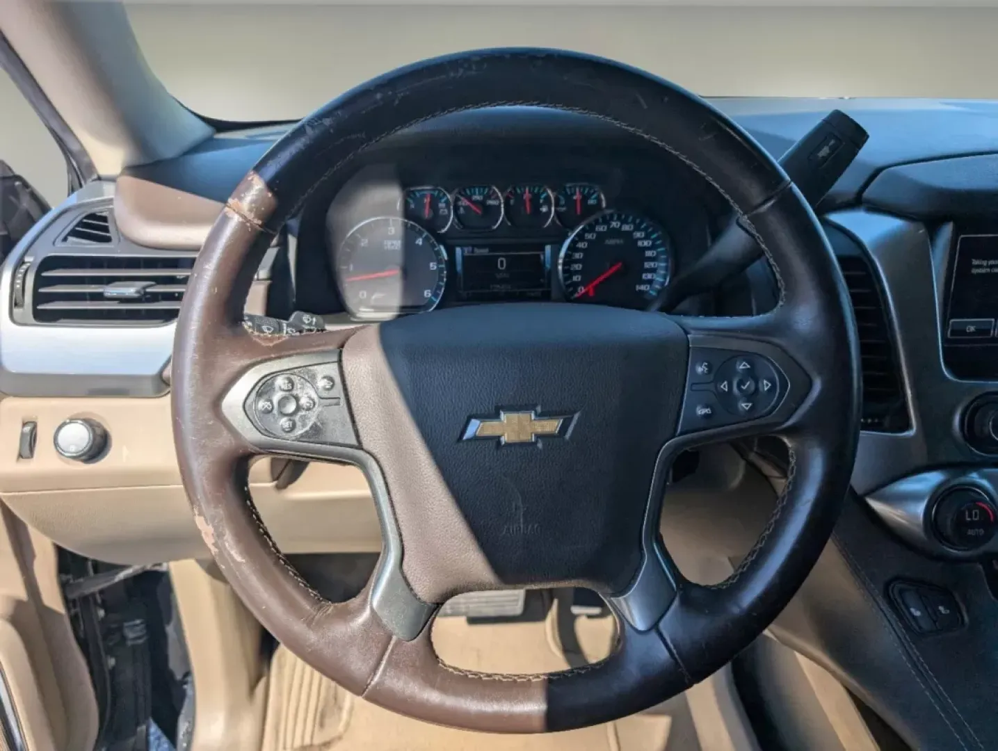 2019 /Cocoa/Dune Chevrolet Suburban LT (1GNSCHKC9KR) with an Other engine, located at 3959 U.S. 80 W, Phenix City, AL, 36870, (334) 297-4885, 32.469296, -85.135185 - **Adventure Awaits with the 2019 Chevrolet Suburban LT Perfect for Families and Road Trips!**<br /> <br /> If you're seeking a vehicle that combines power, space, and cutting-edge technology, look no further than the 2019 Chevrolet Suburban LT available at Gils Auto in Columbus, GA. This SUV is an - Photo#15