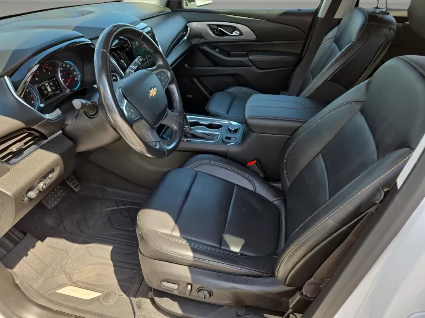 2019 /Jet Black Chevrolet Traverse RS (1GNEVJKW2KJ) with an Other engine, located at 804 22nd Ave, Phenix City, AL, 36870, (334) 297-1860, 32.484749, -85.024475 - **Adventure Awaits: 2019 Chevrolet Traverse RS in Phenix City, AL Perfect for Family Road Trips and Daily Commutes!**<br /> <br /> Are you ready to elevate your driving experience? The 2019 Chevrolet Traverse RS is designed for families and adventurers alike. Imagine cruising through the beautiful - Photo#24