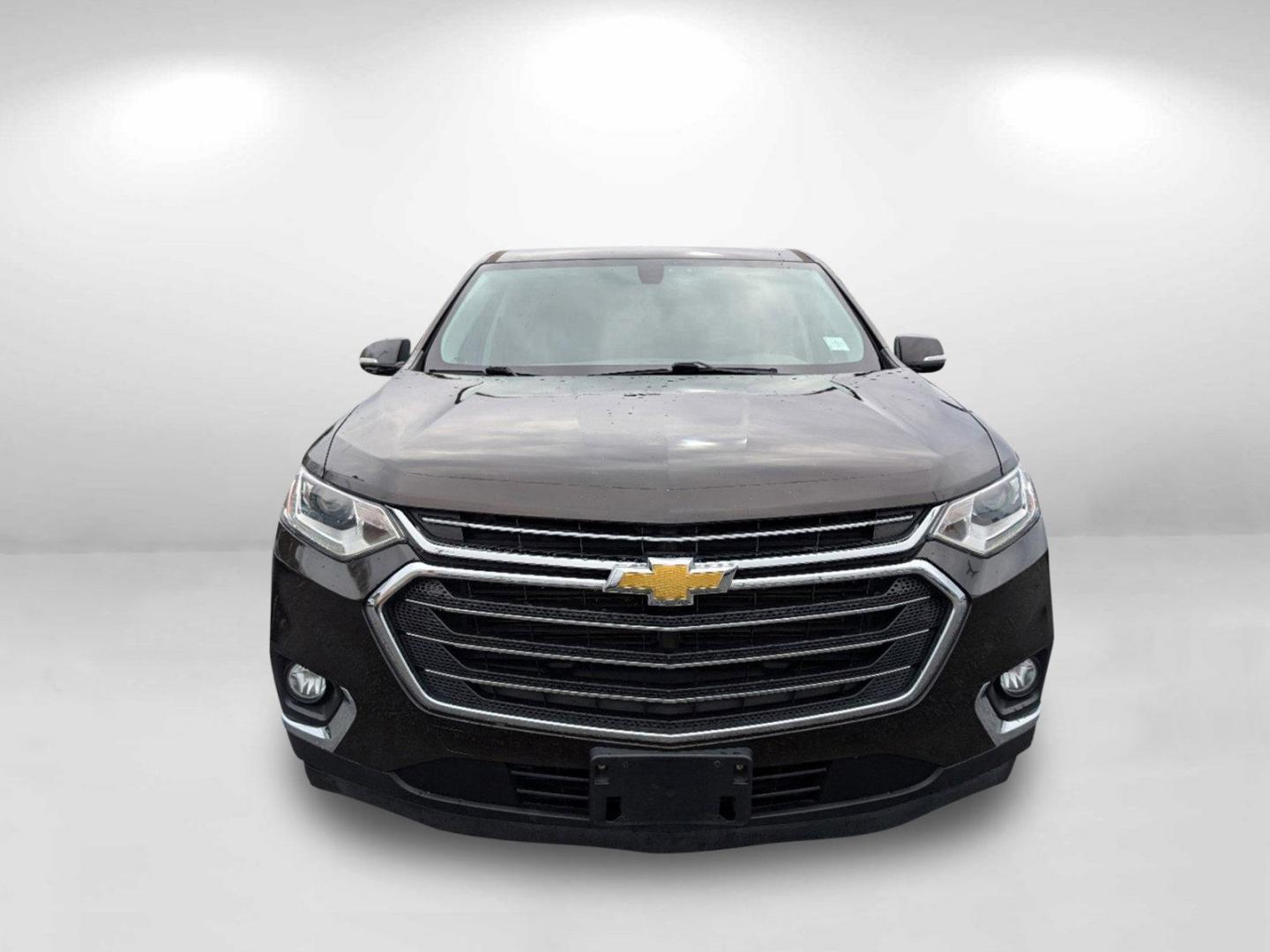 2019 /Dark Atmosphere/Medium Ash Gray Chevrolet Traverse LT Cloth (1GNEVMKW2KJ) with an Gas V6 3.6L/217 engine, 9-Speed Automatic transmission, located at 3959 U.S. 80 W, Phenix City, AL, 36870, (334) 297-4885, 32.469296, -85.135185 - 2019 Chevrolet Traverse LT Cloth - Photo#6