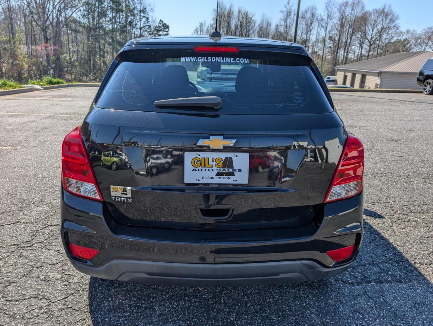 2019 /Jet Black Chevrolet Trax LS (3GNCJKSB5KL) with an Turbocharged Gas 4-Cyl 1.4L/83 engine, 6-Speed Automatic transmission, located at 3959 U.S. 80 W, Phenix City, AL, 36870, (334) 297-4885, 32.469296, -85.135185 - 2019 Chevrolet Trax LS - Photo#5