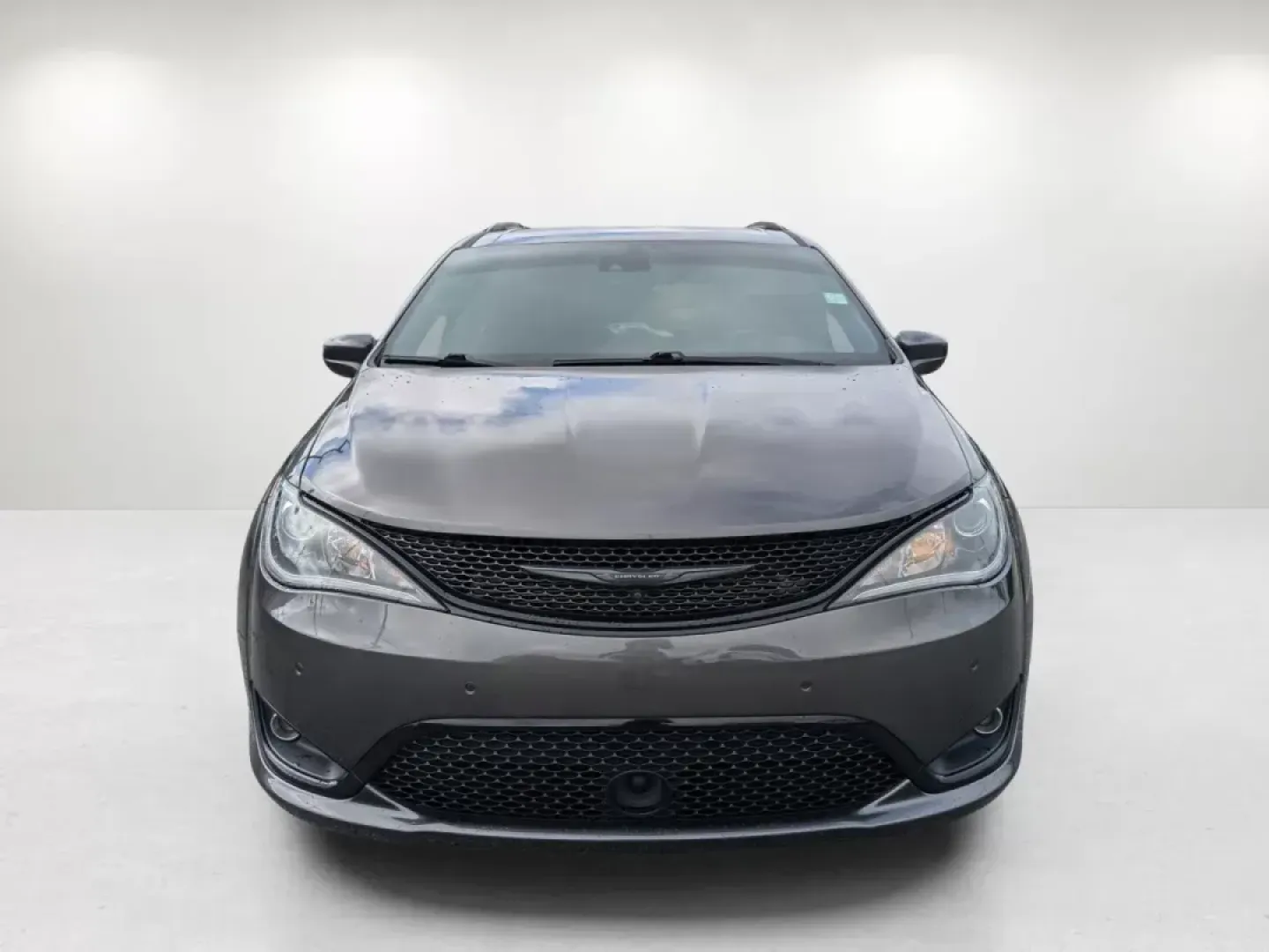 2019 /Black/Black/Black Chrysler Pacifica Touring Plus (2C4RC1FG7KR) with an Regular Unleaded V-6 3.6 L/220 engine, 9-Speed Automatic w/OD transmission, located at 3959 U.S. 80 W, Phenix City, AL, 36870, (334) 297-4885, 32.469296, -85.135185 - **Drive Your Family Adventures in Style with the 2019 Chrysler Pacifica Touring Plus!**<br /> <br /> Are you looking for the ultimate family vehicle that combines style, comfort, and cutting-edge technology? Look no further than this stunning 2019 Chrysler Pacifica Touring Plus, now available at Gil - Photo#2
