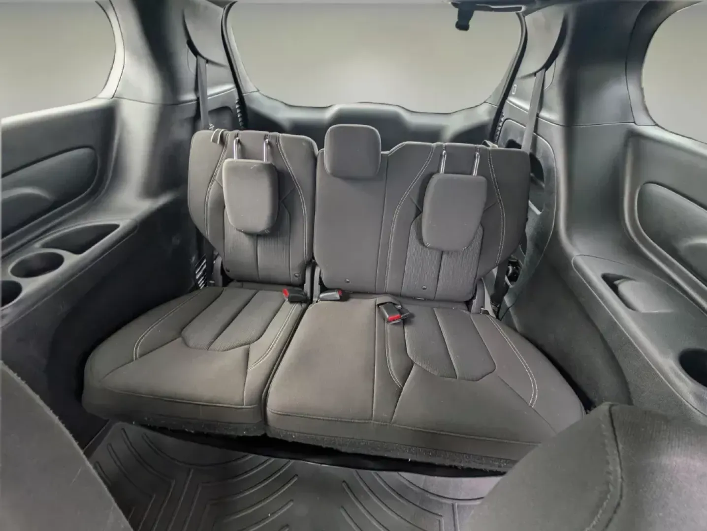 2019 /Black/Black/Black Chrysler Pacifica Touring Plus (2C4RC1FG7KR) with an Regular Unleaded V-6 3.6 L/220 engine, 9-Speed Automatic w/OD transmission, located at 3959 U.S. 80 W, Phenix City, AL, 36870, (334) 297-4885, 32.469296, -85.135185 - **Drive Your Family Adventures in Style with the 2019 Chrysler Pacifica Touring Plus!**<br /> <br /> Are you looking for the ultimate family vehicle that combines style, comfort, and cutting-edge technology? Look no further than this stunning 2019 Chrysler Pacifica Touring Plus, now available at Gil - Photo#12