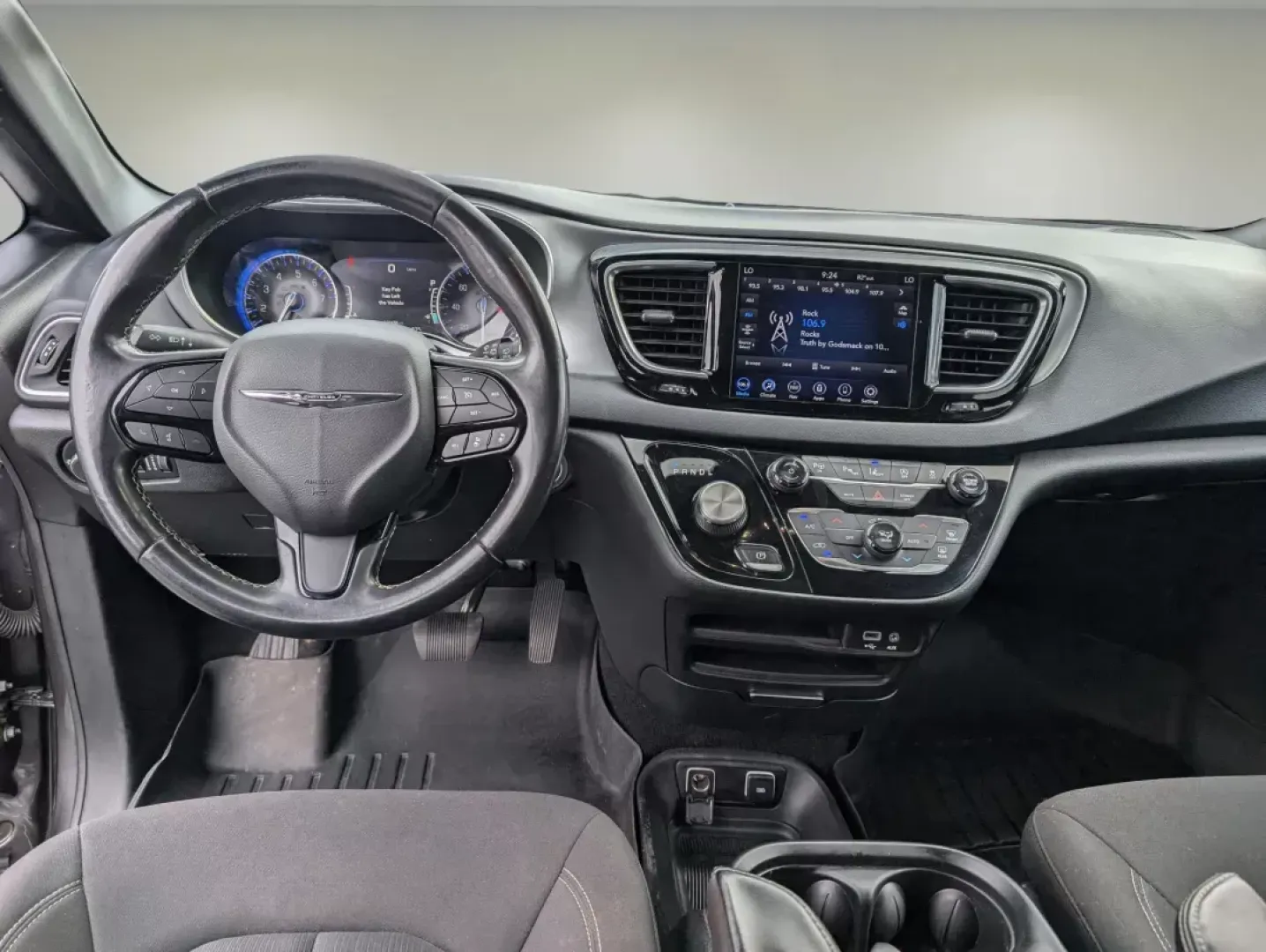 2019 /Black/Black/Black Chrysler Pacifica Touring Plus (2C4RC1FG7KR) with an Regular Unleaded V-6 3.6 L/220 engine, 9-Speed Automatic w/OD transmission, located at 3959 U.S. 80 W, Phenix City, AL, 36870, (334) 297-4885, 32.469296, -85.135185 - **Drive Your Family Adventures in Style with the 2019 Chrysler Pacifica Touring Plus!**<br /> <br /> Are you looking for the ultimate family vehicle that combines style, comfort, and cutting-edge technology? Look no further than this stunning 2019 Chrysler Pacifica Touring Plus, now available at Gil - Photo#13