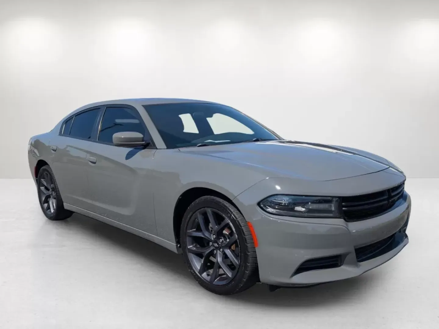 2019 /Black Dodge Charger SXT (2C3CDXBG9KH) with an Other engine, located at 1430 Gateway Drive, Opelika, AL, 36801, (334) 239-0944, 32.637871, -85.409790 - **Unleash Your Weekend Adventures with the 2019 Dodge Charger SXT!**<br /> <br /> Are you ready to elevate your driving experience? At Gils Auto in Phenix City, AL, we proudly present the 2019 Dodge Charger SXT, perfect for those who crave excitement and style. Whether you're commuting to work, runn - Photo#2