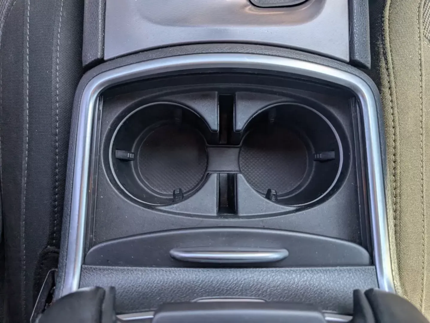 2019 /Black Dodge Charger SXT (2C3CDXBG9KH) with an Other engine, located at 1430 Gateway Drive, Opelika, AL, 36801, (334) 239-0944, 32.637871, -85.409790 - **Unleash Your Weekend Adventures with the 2019 Dodge Charger SXT!**<br /> <br /> Are you ready to elevate your driving experience? At Gils Auto in Phenix City, AL, we proudly present the 2019 Dodge Charger SXT, perfect for those who crave excitement and style. Whether you're commuting to work, runn - Photo#12