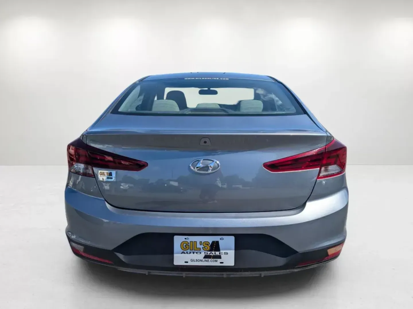 2019 /Gray Hyundai Elantra SE (KMHD74LF1KU) with an Regular Unleaded I-4 2.0 L/122 engine, 6-Speed Automatic w/OD transmission, located at 521 Old Farm Lane Rd, Prattville, AL, 36066, (334) 325-1505, 32.482460, -86.416367 - 2019 Hyundai Elantra SE - Photo#3
