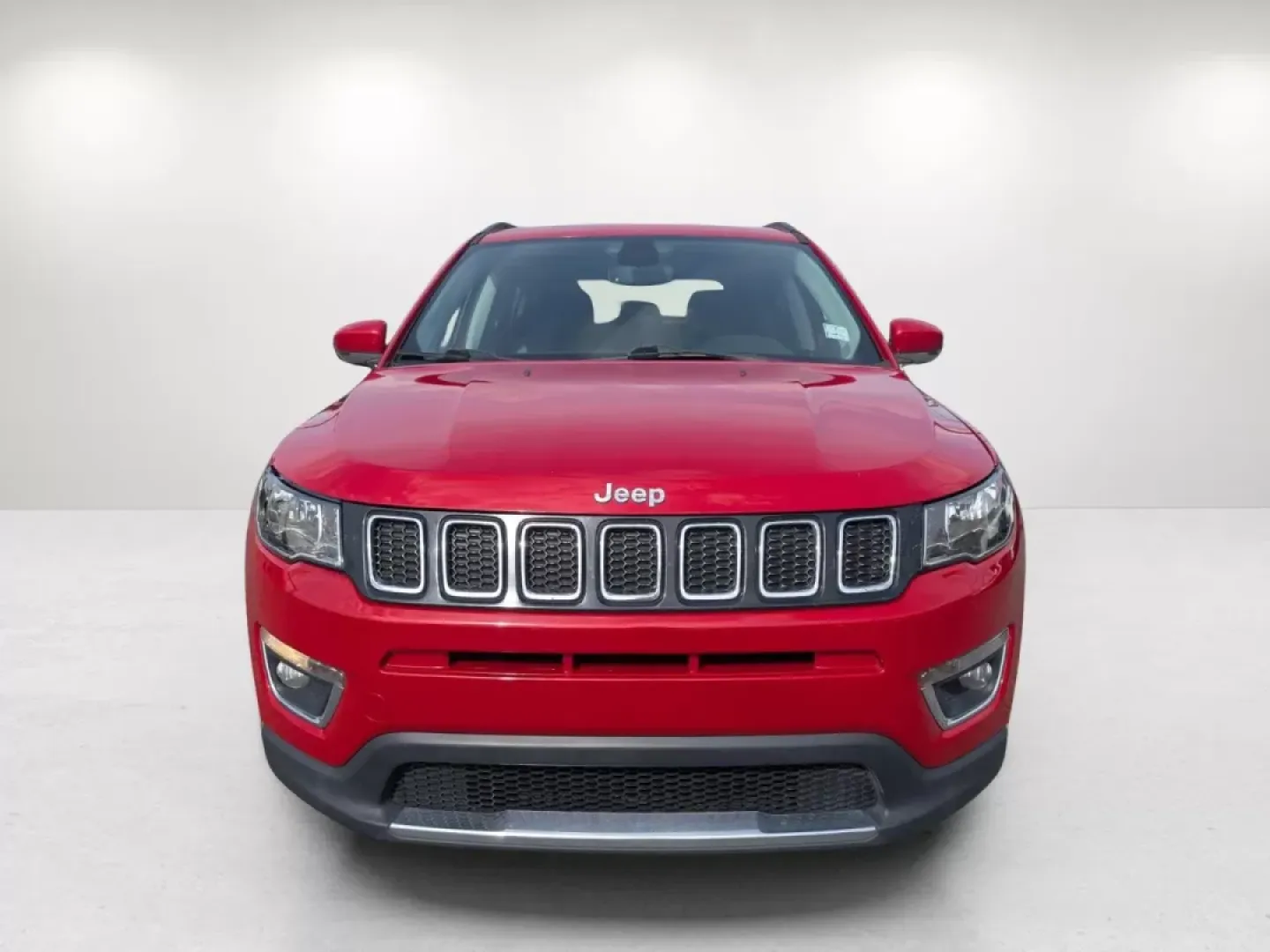 2019 /Black Jeep Compass Limited (3C4NJCCB7KT) with an Other engine, located at 3959 U.S. 80 W, Phenix City, AL, 36870, (334) 297-4885, 32.469296, -85.135185 - ### Experience Adventure and Comfort with the 2019 Jeep Compass Limited at Gils Auto<br /> <br /> Are you ready to embrace the open road and create unforgettable memories with family and friends? The 2019 Jeep Compass Limited, now available at Gils Auto in Phenix City, AL, is the perfect companion f - Photo#2