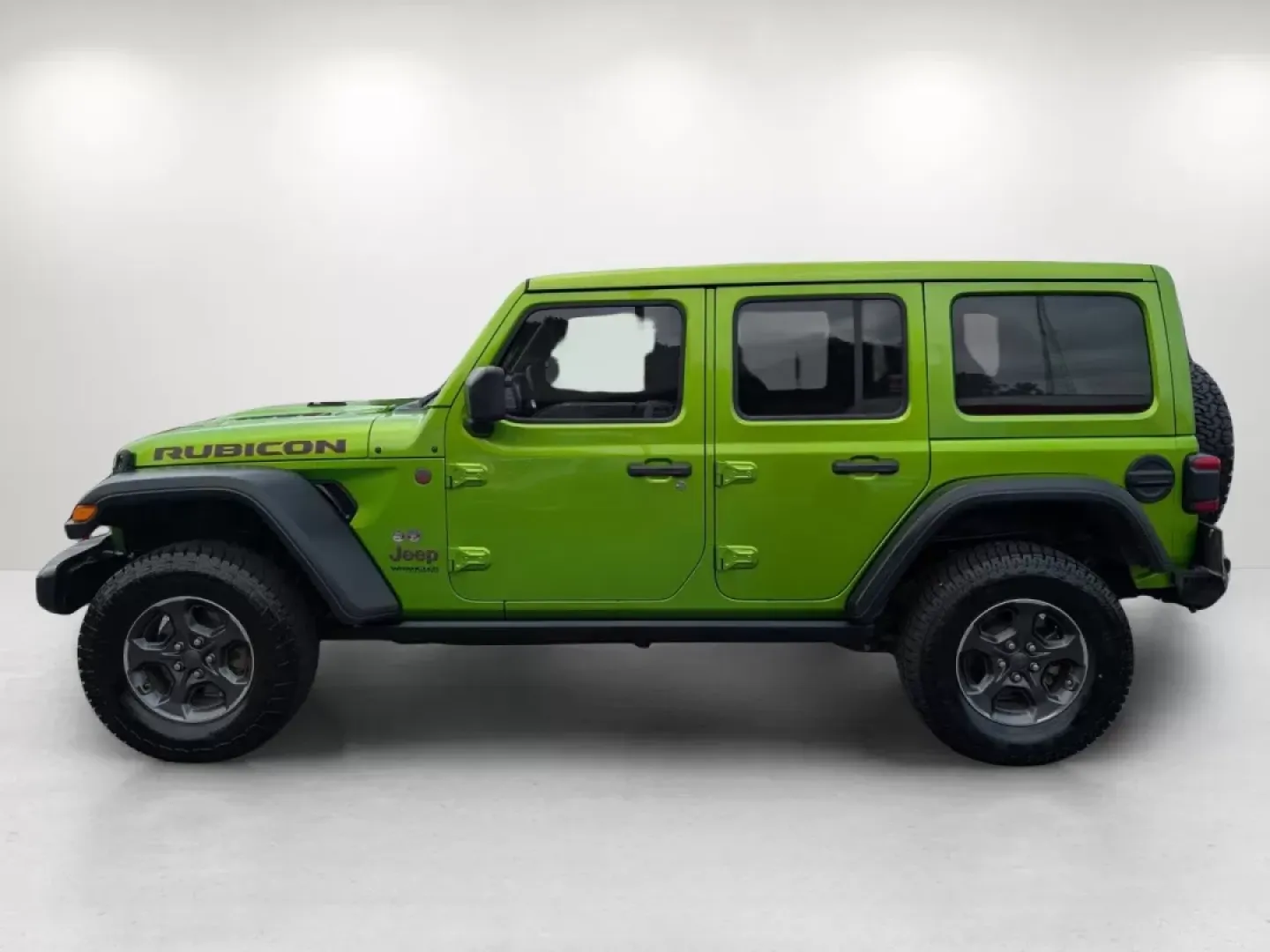 2019 Mojito! Clearcoat /Black Jeep Wrangler Rubicon (1C4HJXFG5KW) with an Other engine, located at 804 22nd Ave, Phenix City, AL, 36870, (334) 297-1860, 32.484749, -85.024475 - **Unleash Adventure with the 2019 Jeep Wrangler Rubicon Perfect for Your Next Journey!**<br /> <br /> Are you ready to elevate your driving experience? The 2019 Jeep Wrangler Rubicon is built for those who crave adventure, making it the ideal companion for weekend excursions, family road trips, or - Photo#7