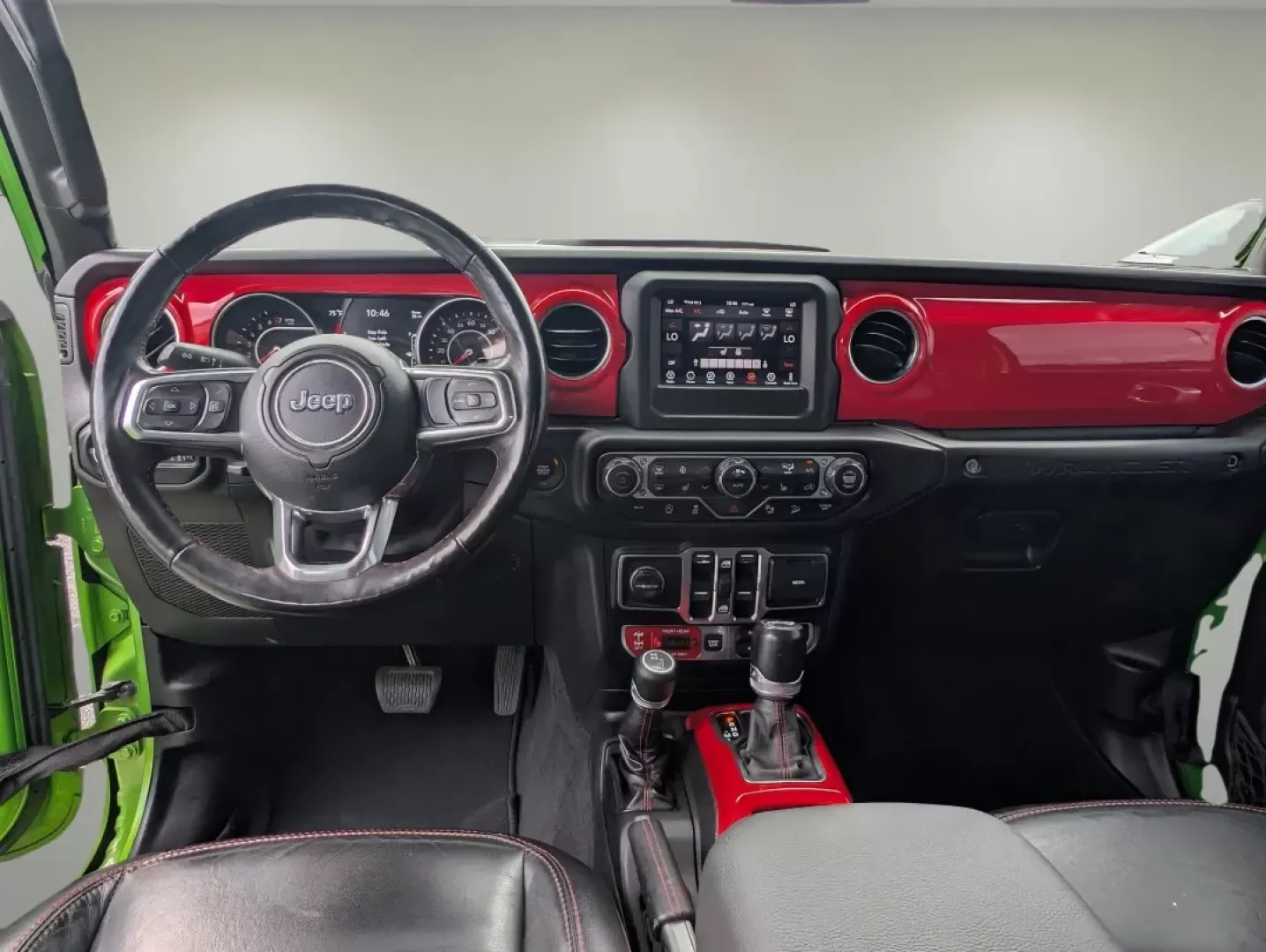 2019 Mojito! Clearcoat /Black Jeep Wrangler Rubicon (1C4HJXFG5KW) with an Other engine, located at 804 22nd Ave, Phenix City, AL, 36870, (334) 297-1860, 32.484749, -85.024475 - **Unleash Adventure with the 2019 Jeep Wrangler Rubicon Perfect for Your Next Journey!**<br /> <br /> Are you ready to elevate your driving experience? The 2019 Jeep Wrangler Rubicon is built for those who crave adventure, making it the ideal companion for weekend excursions, family road trips, or - Photo#11