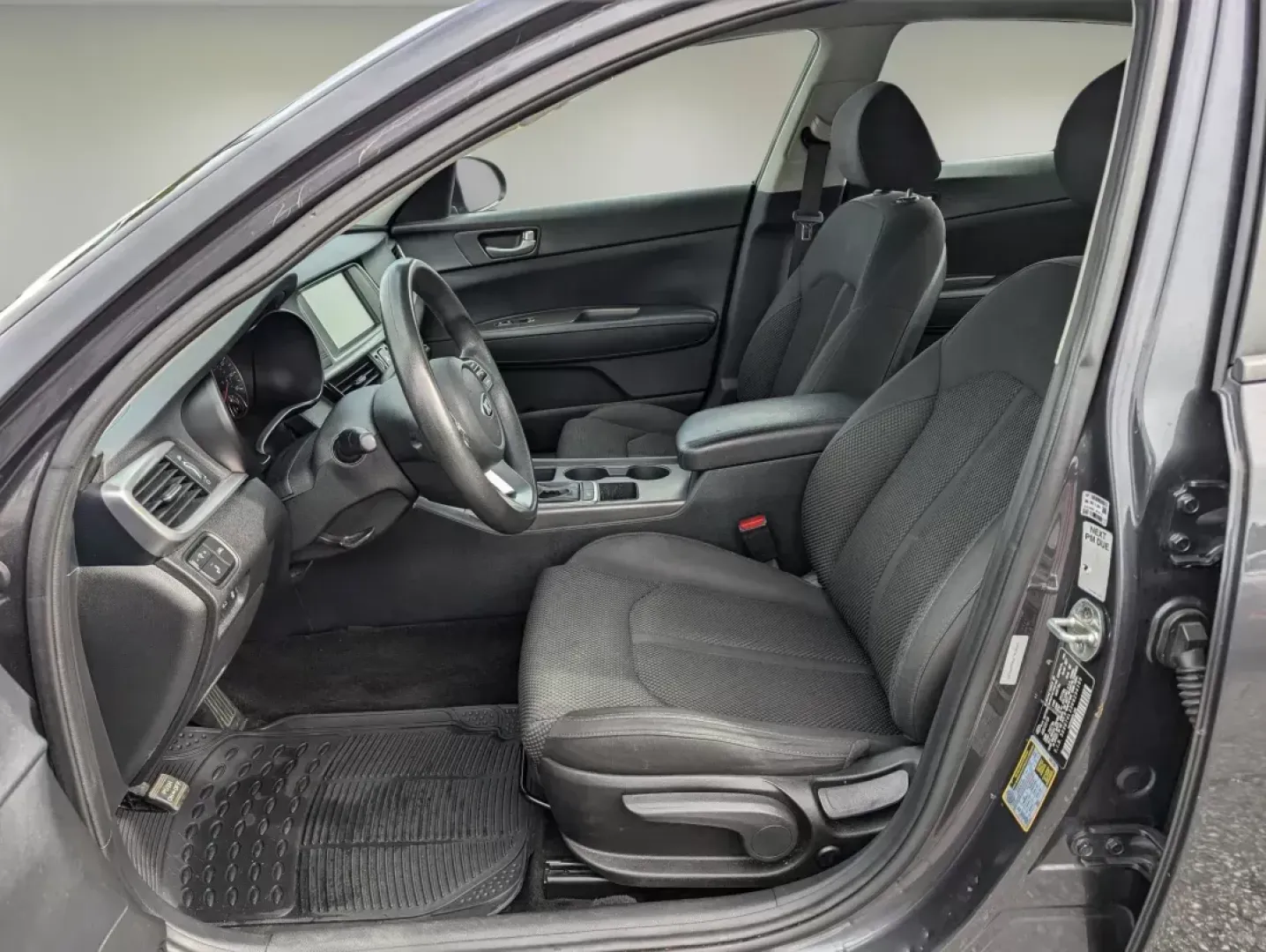 2019 /Black Kia Optima LX (5XXGT4L35KG) with an Regular Unleaded I-4 2.4 L/144 engine, 6-Speed Automatic w/OD transmission, located at 7000 Northlake Connector, Columbus, GA, 31904, (706) 987-8085, 32.524975, -84.978134 - **Discover Adventure and Comfort with the 2019 Kia Optima LX at Gils Auto Columbus #2!**<br /> <br /> Are you ready to elevate your driving experience? Whether you're commuting to work in Columbus, GA, or heading out on a weekend road trip, the 2019 Kia Optima LX is designed to fit seamlessly into - Photo#9