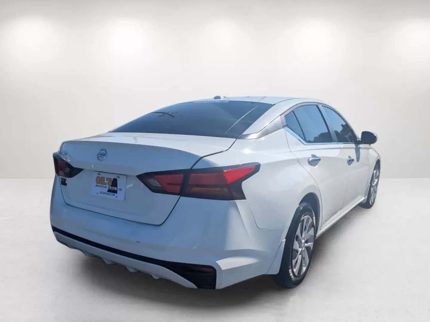 2019 /Charcoal Nissan Altima 2.5 S (1N4BL4BVXKC) with an Other engine, located at 1430 Gateway Drive, Opelika, AL, 36801, (334) 239-0944, 32.637871, -85.409790 - **Drive Your Dreams with the 2019 Nissan Altima Perfect for Everyday Adventures!**<br /> <br /> Are you in the market for a reliable vehicle that balances comfort, style, and efficiency? Look no further than this stunning 2019 Nissan Altima, now available at Gils Auto in Phenix City, AL. Whether yo - Photo#4