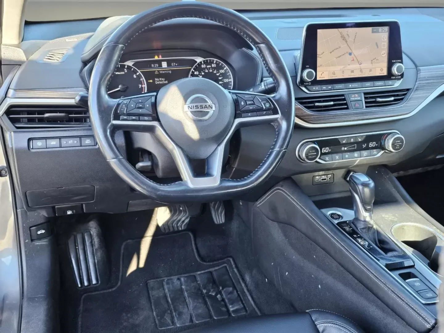 2019 /Charcoal Nissan Altima 2.5 SL (1N4BL4EV9KC) with an Other engine, located at 7000 Northlake Connector, Columbus, GA, 31904, (706) 987-8085, 32.524975, -84.978134 - **Experience the Perfect Blend of Comfort and Technology with the 2019 Nissan Altima 2.5 SL!** <br /> <br /> Are you on the lookout for a reliable sedan that seamlessly fits into your active lifestyle? Whether you're commuting to work in Phenix City, AL, or taking long weekend drives to explore the - Photo#15