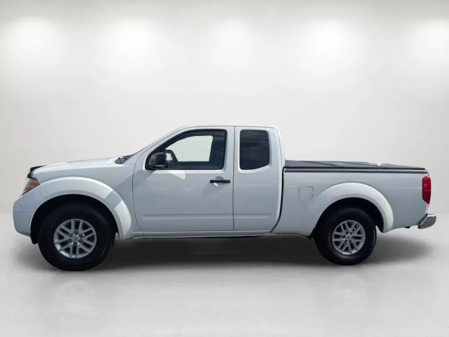 2019 /Graphite Nissan Frontier SV (1N6AD0CU3KN) with an Regular Unleaded V-6 4.0 L/241 engine, 5-Speed Automatic w/OD transmission, located at 1430 Gateway Drive, Opelika, AL, 36801, (334) 239-0944, 32.637871, -85.409790 - **Unleash Your Adventures with the 2019 Nissan Frontier SV at Gils Auto - Opelika!**<br /> <br /> Are you ready to elevate your weekend getaways or tackle your daily commute with unmatched reliability? Look no further! The 2019 Nissan Frontier SV, available at Gils Auto - Opelika, is the perfect ble - Photo#7