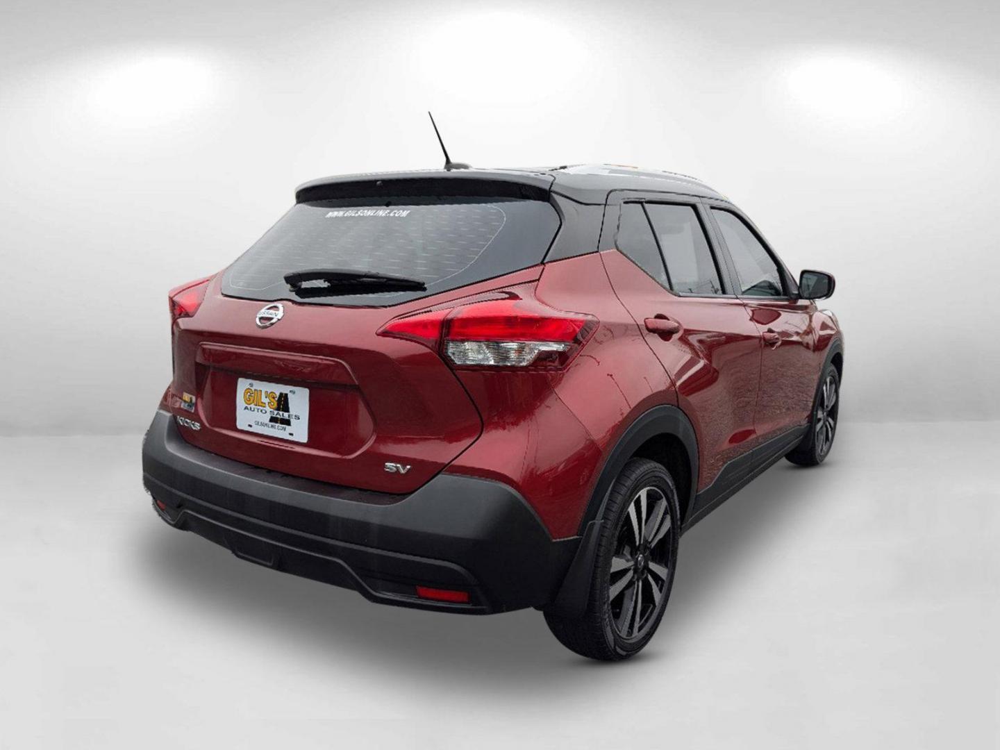 2019 /Charcoal Nissan Kicks SV (3N1CP5CU4KL) with an Regular Unleaded I-4 1.6 L/98 engine, 1-Speed CVT w/OD transmission, located at 5115 14th Ave., Columbus, GA, 31904, (706) 323-0345, 32.511494, -84.971046 - 2019 Nissan Kicks SV - Photo#4