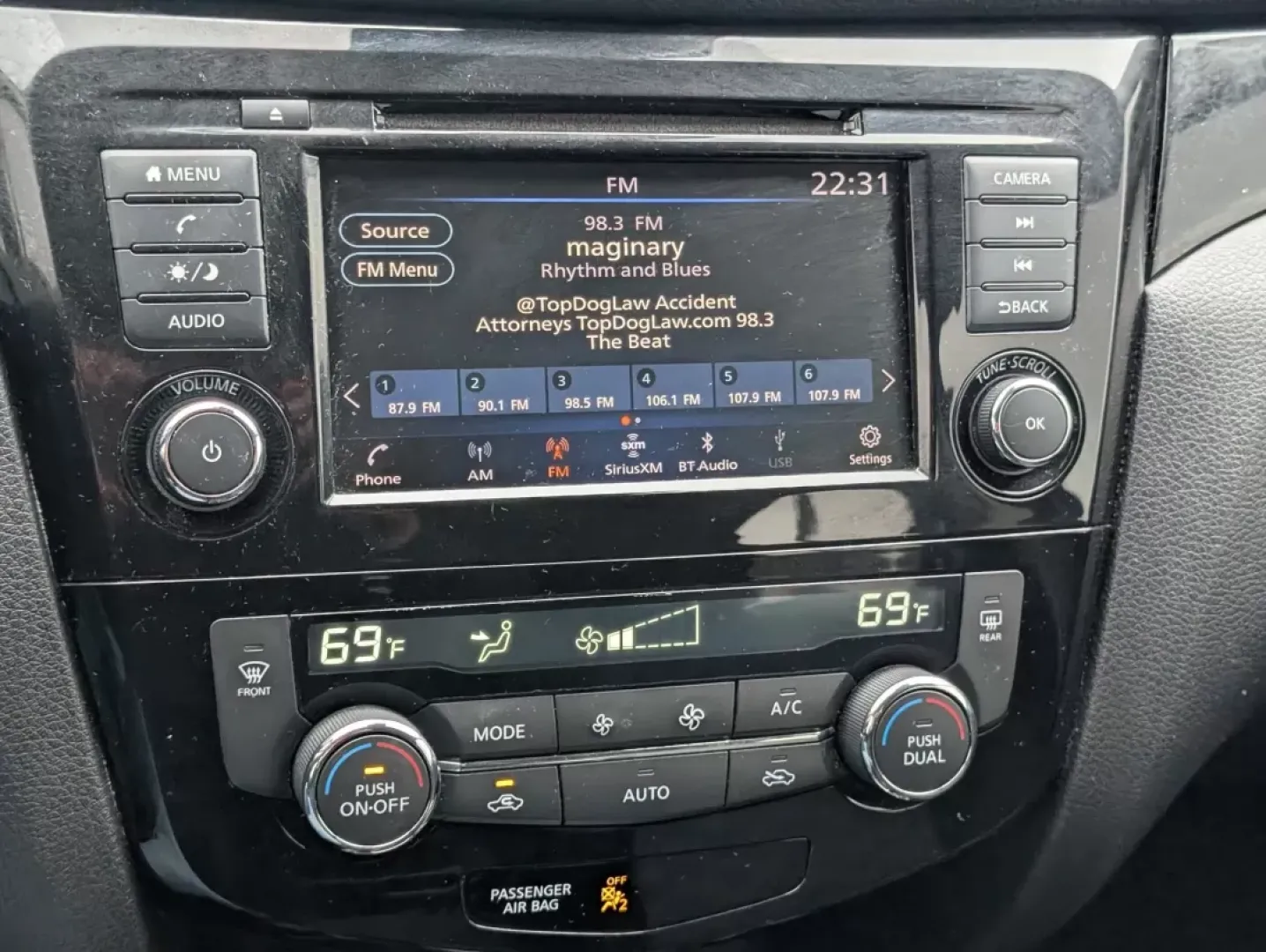 2019 /Charcoal Nissan Rogue SV (JN1BJ1CP0KW) with an Other engine, located at 5115 14th Ave., Columbus, GA, 31904, (706) 323-0345, 32.511494, -84.971046 - Are you in the market for a vehicle that seamlessly blends comfort, style, and functionality? Look no further than this 2019 Nissan Rogue SV, available now at Gils Auto in Phenix City, AL. This sporty SUV is not only a perfect companion for growing families, but it's also an ideal choice for those w - Photo#14