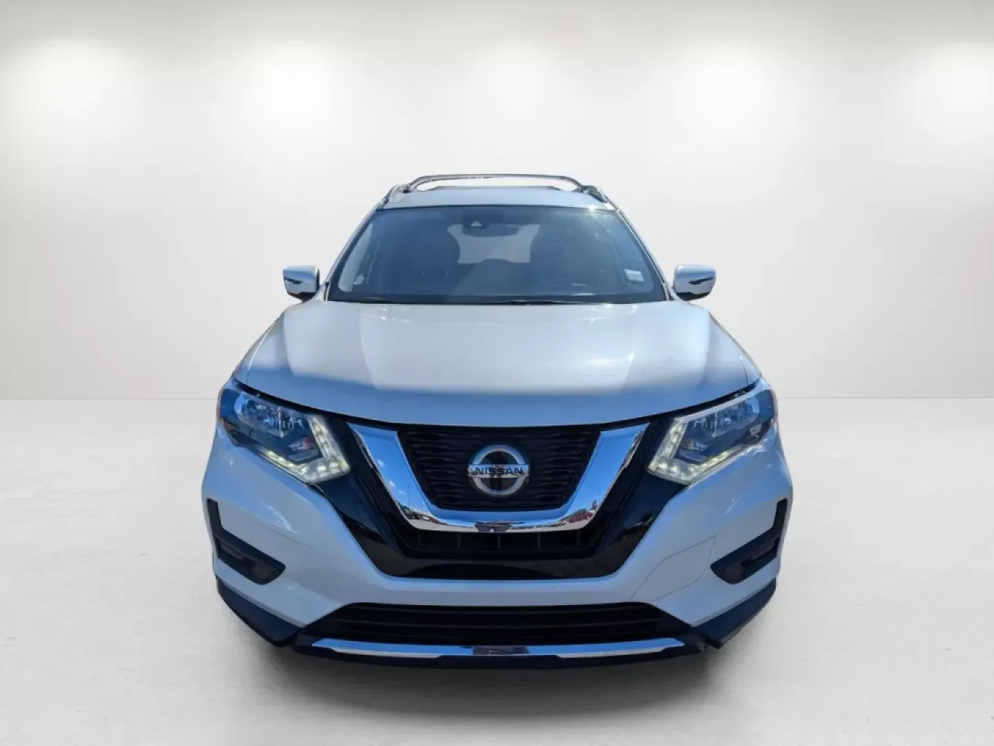 2019 /Almond Nissan Rogue SV (KNMAT2MT6KP) with an Other engine, located at 3959 U.S. 80 W, Phenix City, AL, 36870, (334) 297-4885, 32.469296, -85.135185 - Elevate your driving experience with the 2019 Nissan Rogue SV, a versatile SUV designed for those who crave adventure and practicality. Whether you're navigating the daily hustle in Phenix City, AL, or embarking on weekend getaways to explore nearby attractions like the Lakewood Park or the stunning - Photo#2