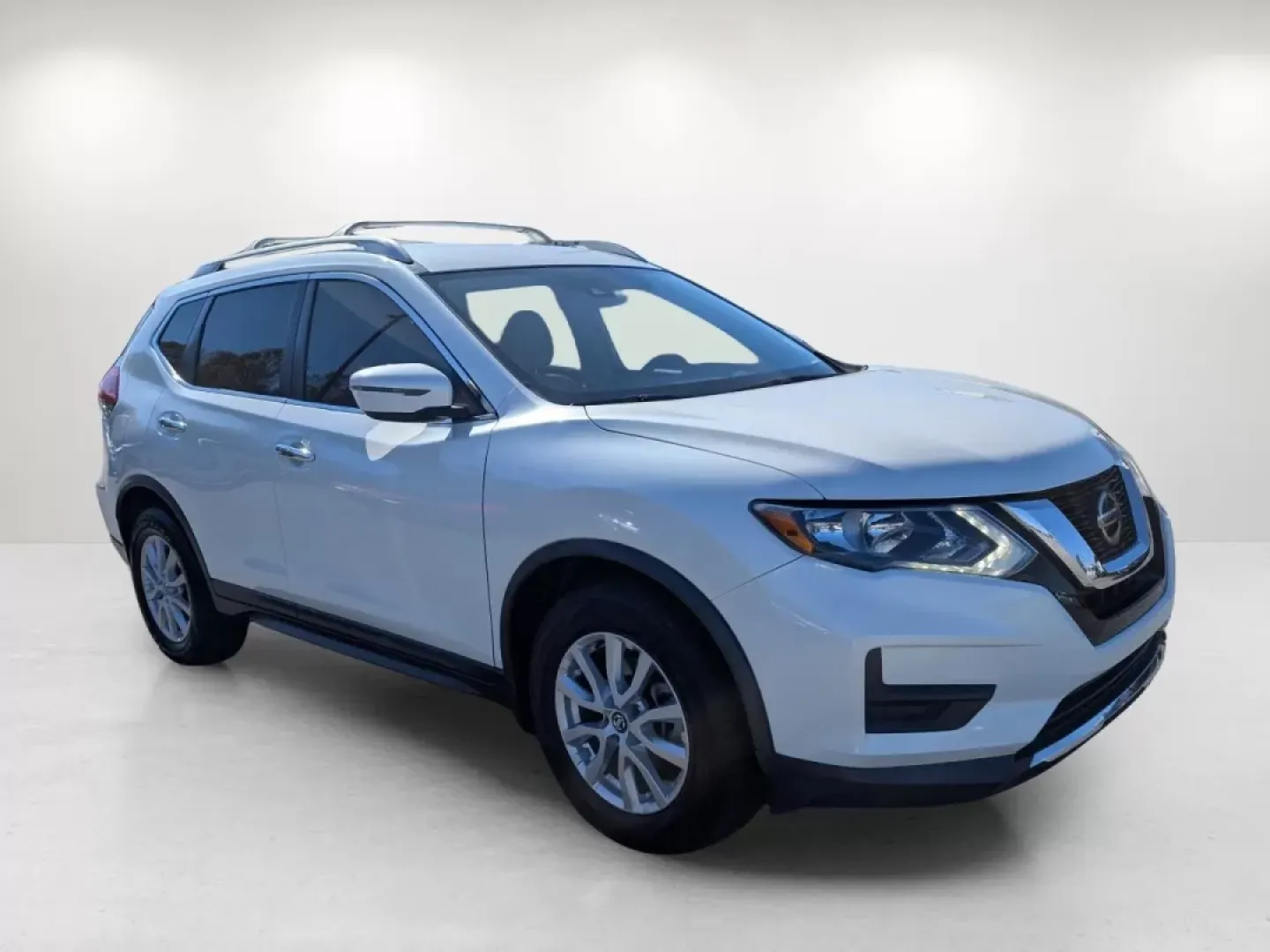2019 /Almond Nissan Rogue SV (KNMAT2MT6KP) with an Other engine, located at 3959 U.S. 80 W, Phenix City, AL, 36870, (334) 297-4885, 32.469296, -85.135185 - Elevate your driving experience with the 2019 Nissan Rogue SV, a versatile SUV designed for those who crave adventure and practicality. Whether you're navigating the daily hustle in Phenix City, AL, or embarking on weekend getaways to explore nearby attractions like the Lakewood Park or the stunning - Photo#3