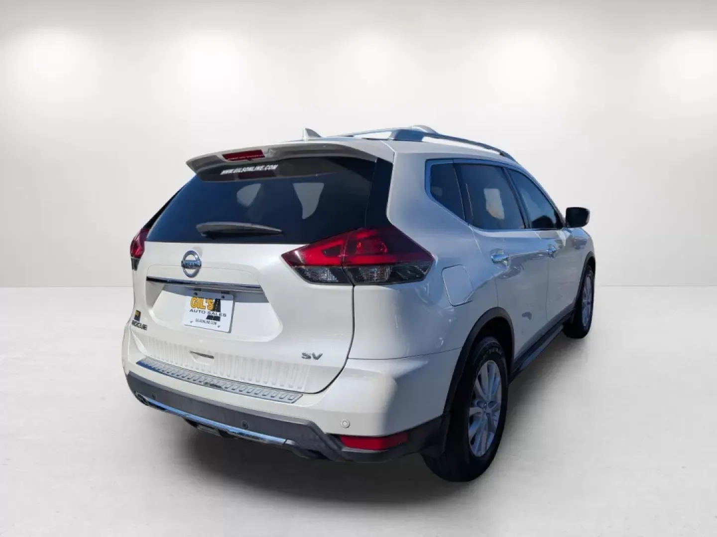2019 /Almond Nissan Rogue SV (KNMAT2MT6KP) with an Other engine, located at 3959 U.S. 80 W, Phenix City, AL, 36870, (334) 297-4885, 32.469296, -85.135185 - Elevate your driving experience with the 2019 Nissan Rogue SV, a versatile SUV designed for those who crave adventure and practicality. Whether you're navigating the daily hustle in Phenix City, AL, or embarking on weekend getaways to explore nearby attractions like the Lakewood Park or the stunning - Photo#5