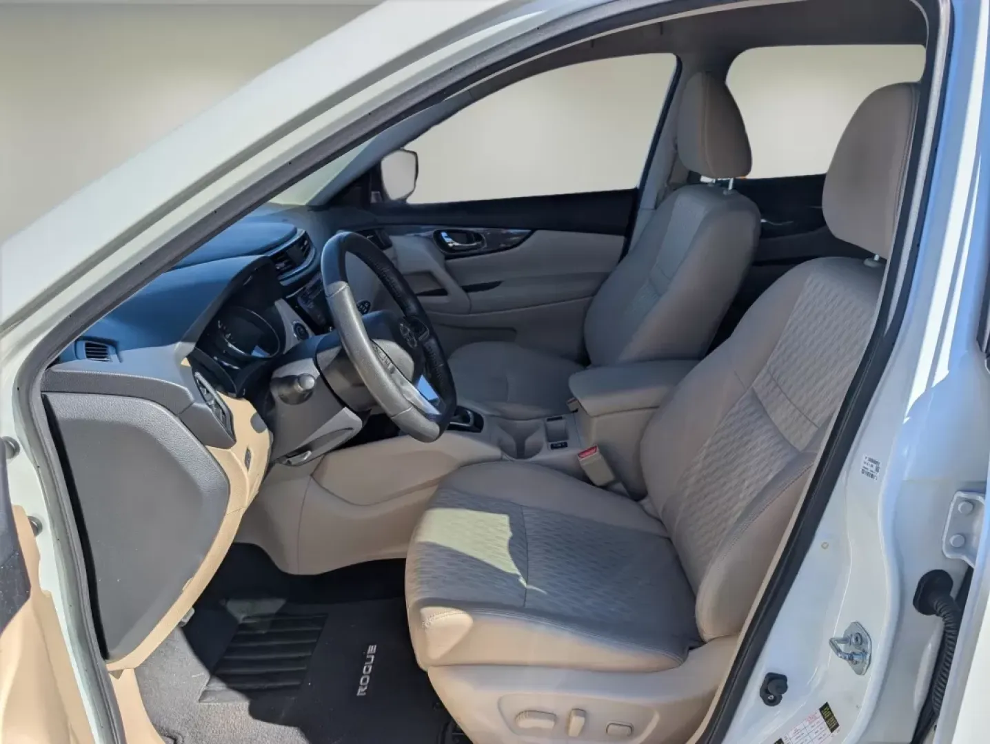 2019 /Almond Nissan Rogue SV (KNMAT2MT6KP) with an Other engine, located at 3959 U.S. 80 W, Phenix City, AL, 36870, (334) 297-4885, 32.469296, -85.135185 - Elevate your driving experience with the 2019 Nissan Rogue SV, a versatile SUV designed for those who crave adventure and practicality. Whether you're navigating the daily hustle in Phenix City, AL, or embarking on weekend getaways to explore nearby attractions like the Lakewood Park or the stunning - Photo#10