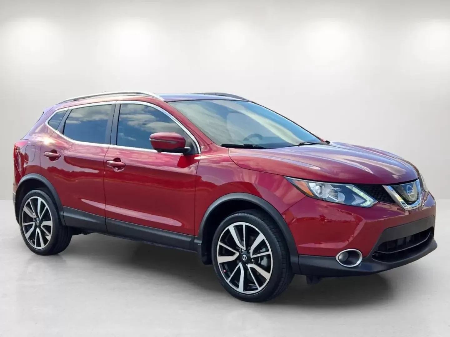 2019 /Charcoal Nissan Rogue SL (JN1BJ1CPXKW) with an Other engine, located at 521 Old Farm Lane Rd, Prattville, AL, 36066, (334) 325-1505, 32.482460, -86.416367 - **Explore Adventure with the 2019 Nissan Rogue SL at Gils Auto - Perfect for Your Active Lifestyle!**<br /> <br /> Are you ready to elevate your driving experience? The 2019 Nissan Rogue SL is here to redefine your daily commute, weekend getaways, and family adventures. This versatile SUV combines s - Photo#4