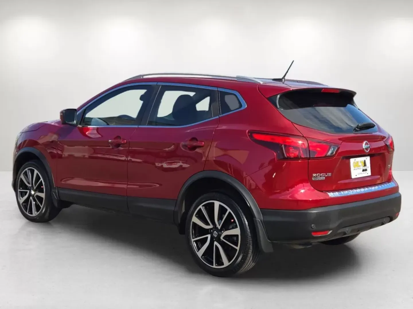 2019 /Charcoal Nissan Rogue SL (JN1BJ1CPXKW) with an Other engine, located at 521 Old Farm Lane Rd, Prattville, AL, 36066, (334) 325-1505, 32.482460, -86.416367 - **Explore Adventure with the 2019 Nissan Rogue SL at Gils Auto - Perfect for Your Active Lifestyle!**<br /> <br /> Are you ready to elevate your driving experience? The 2019 Nissan Rogue SL is here to redefine your daily commute, weekend getaways, and family adventures. This versatile SUV combines s - Photo#8