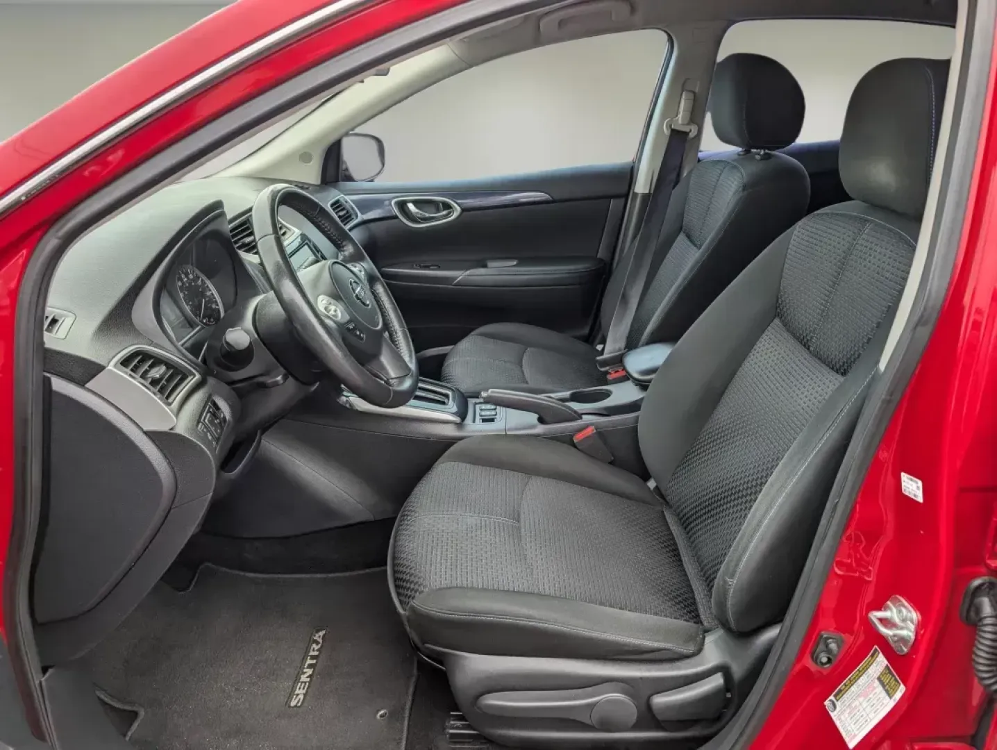 2019 /Charcoal Nissan Sentra SR (3N1AB7AP1KY) with an Regular Unleaded I-4 1.8 L/110 engine, 1-Speed CVT w/OD transmission, located at 7000 Northlake Connector, Columbus, GA, 31904, (706) 987-8085, 32.524975, -84.978134 - **Drive Your Next Adventure with the 2019 Nissan Sentra SR Perfect for Your Busy Lifestyle!**<br /> <br /> Are you searching for a reliable, stylish vehicle that seamlessly adapts to your busy lifestyle? Look no further than the 2019 Nissan Sentra SR, available now at Gils Auto - Columbus #2! This - Photo#9