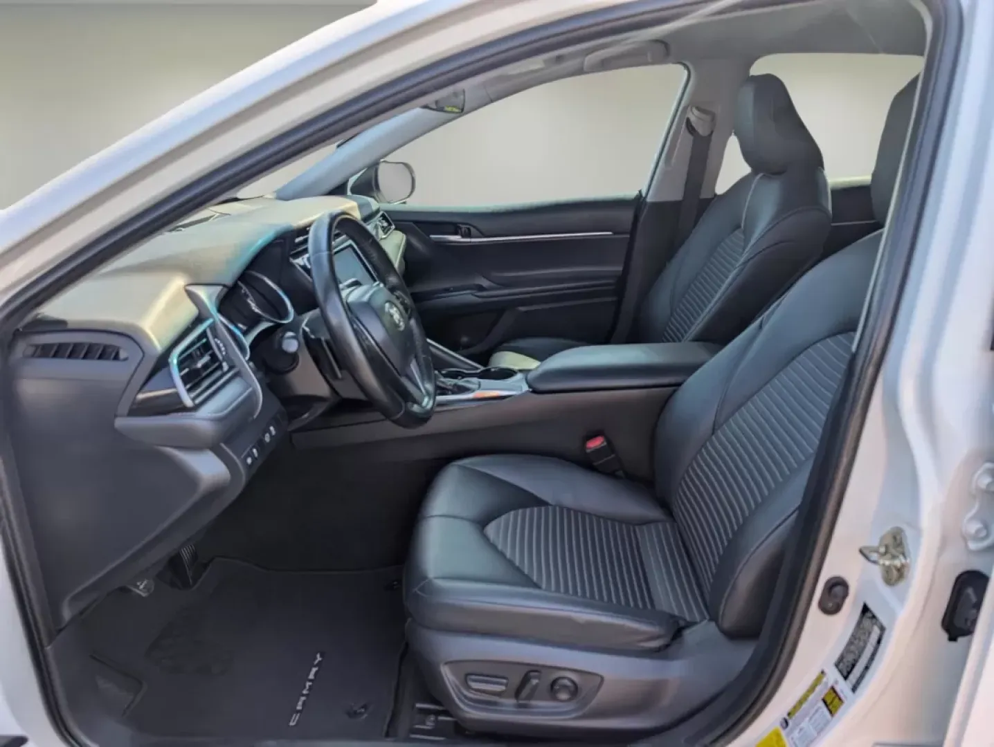 2019 Toyota Camry SE (4T1B11HK5KU) with an Other engine, located at 3959 U.S. 80 W, Phenix City, AL, 36870, (334) 297-4885, 32.469296, -85.135185 - If you're seeking a reliable sedan that effortlessly blends style, performance, and cutting-edge technology, look no further than this 2019 Toyota Camry SE available at Gils Auto in Phenix City, AL. This vehicle isn't just a mode of transportation; it's a lifestyle choice that caters to commuters, g - Photo#9