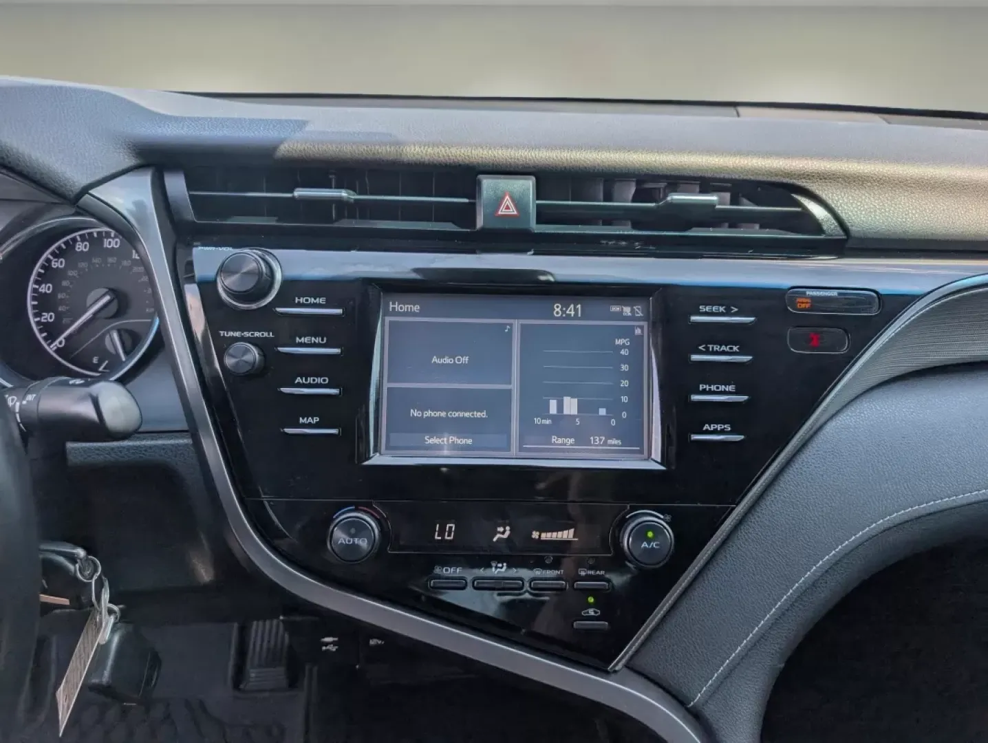 2019 Toyota Camry SE (4T1B11HK5KU) with an Other engine, located at 3959 U.S. 80 W, Phenix City, AL, 36870, (334) 297-4885, 32.469296, -85.135185 - If you're seeking a reliable sedan that effortlessly blends style, performance, and cutting-edge technology, look no further than this 2019 Toyota Camry SE available at Gils Auto in Phenix City, AL. This vehicle isn't just a mode of transportation; it's a lifestyle choice that caters to commuters, g - Photo#14