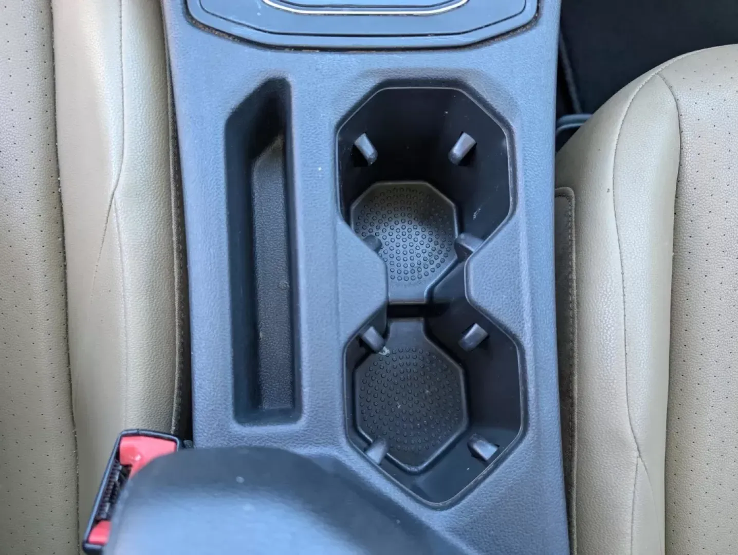 2019 Volkswagen Jetta R-Line (3VWC57BU5KM) with an Other engine, located at 3959 U.S. 80 W, Phenix City, AL, 36870, (334) 297-4885, 32.469296, -85.135185 - **Discover Adventure with the 2019 Volkswagen Jetta at Gils Auto in Phenix City, AL!**<br /> <br /> Are you ready to elevate your driving experience? Whether you're commuting to work, running errands, or embarking on weekend adventures, the 2019 Volkswagen Jetta is the perfect sedan to fit your life - Photo#13