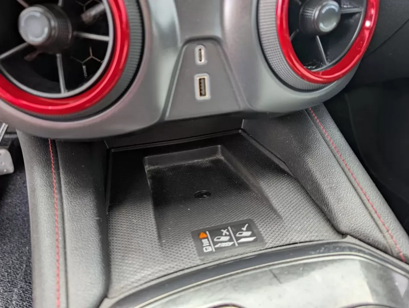 2020 /Jet Black Chevrolet Blazer RS (3GNKBERS2LS) with an Other engine, located at 1430 Gateway Drive, Opelika, AL, 36801, (334) 239-0944, 32.637871, -85.409790 - Discover the perfect blend of style, comfort, and functionality with this stunning 2020 Chevrolet Blazer RS, available now at Gils Auto in Phenix City, AL. Whether you're navigating daily commutes, embarking on weekend adventures, or accommodating a growing family, this SUV has everything you need t - Photo#12