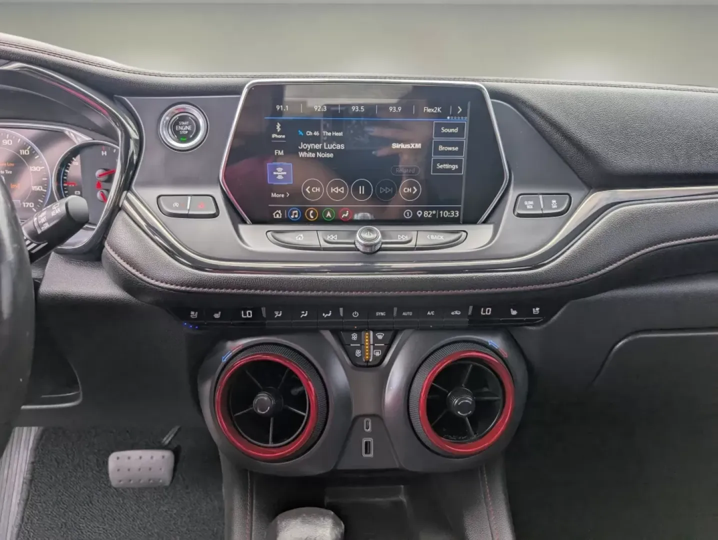 2020 /Jet Black Chevrolet Blazer RS (3GNKBERS2LS) with an Other engine, located at 1430 Gateway Drive, Opelika, AL, 36801, (334) 239-0944, 32.637871, -85.409790 - Discover the perfect blend of style, comfort, and functionality with this stunning 2020 Chevrolet Blazer RS, available now at Gils Auto in Phenix City, AL. Whether you're navigating daily commutes, embarking on weekend adventures, or accommodating a growing family, this SUV has everything you need t - Photo#14