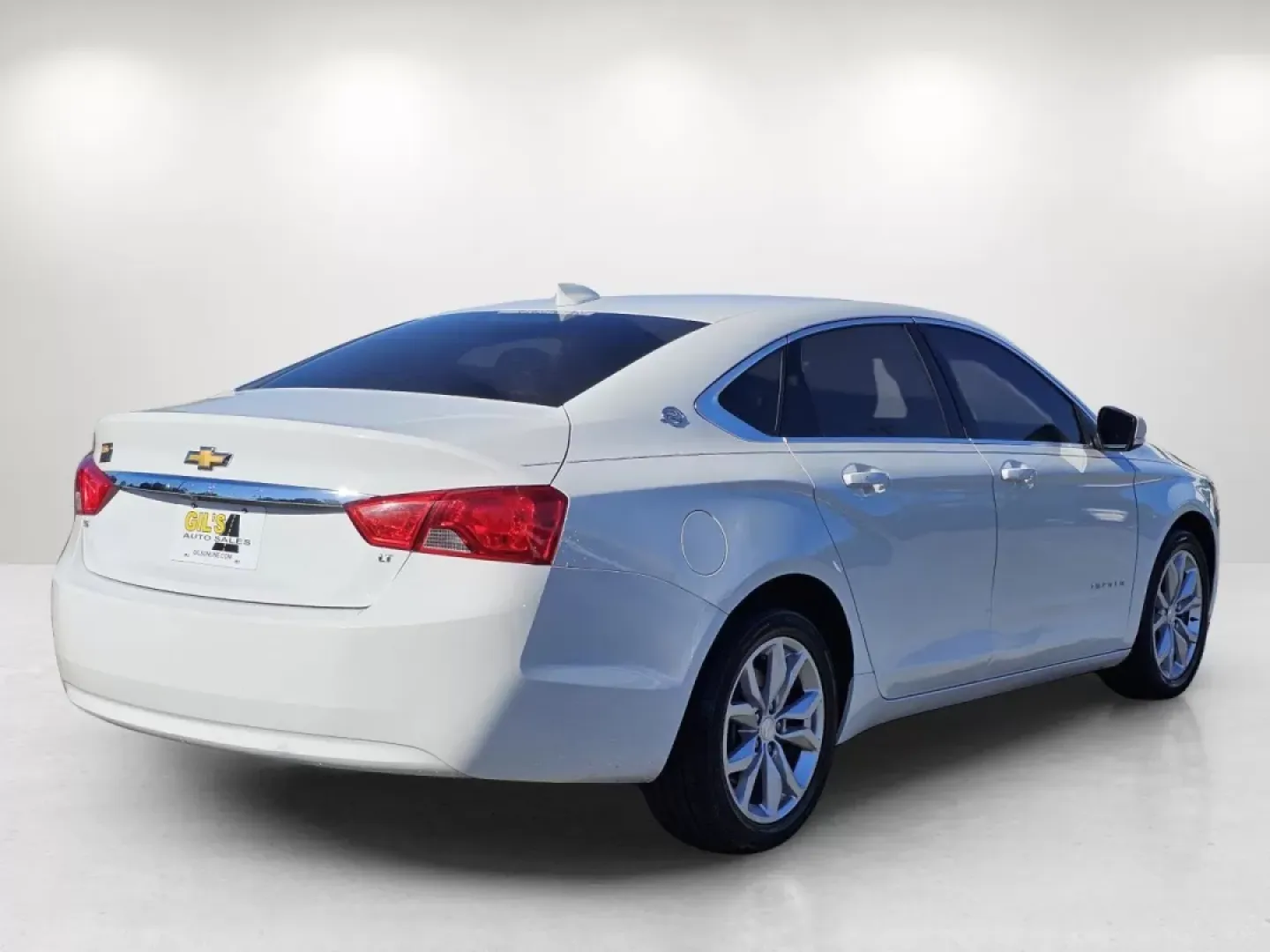 2020 /Jet Black Chevrolet Impala LT (2G11Z5S37L9) with an Other engine, located at 804 22nd Ave, Phenix City, AL, 36870, (334) 297-1860, 32.484749, -85.024475 - Are you looking for a reliable sedan that can elevate your daily commute while providing ample space and comfort for weekend adventures? Look no further than this stunning 2020 Chevrolet Impala LT, now available at Gils Auto in Phenix City, AL! With its sleek Summit White exterior and spacious Jet B - Photo#4