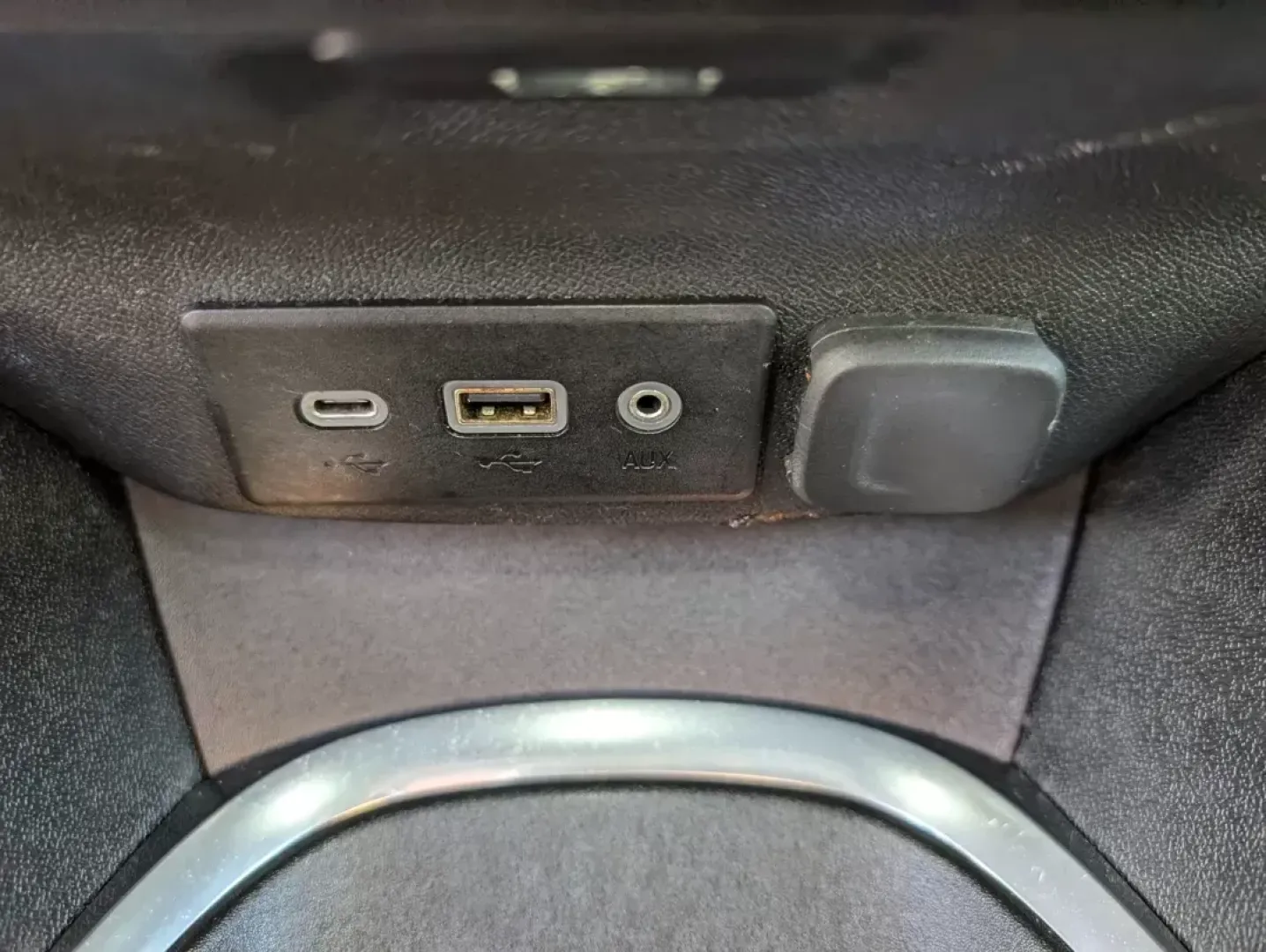 2020 /Jet Black Chevrolet Malibu LT (1G1ZD5ST5LF) with an Turbocharged Gas I4 1.5L/91 engine, 1-Speed Automatic transmission, located at 804 22nd Ave, Phenix City, AL, 36870, (334) 297-1860, 32.484749, -85.024475 - 2020 Chevrolet Malibu LT - Photo#15