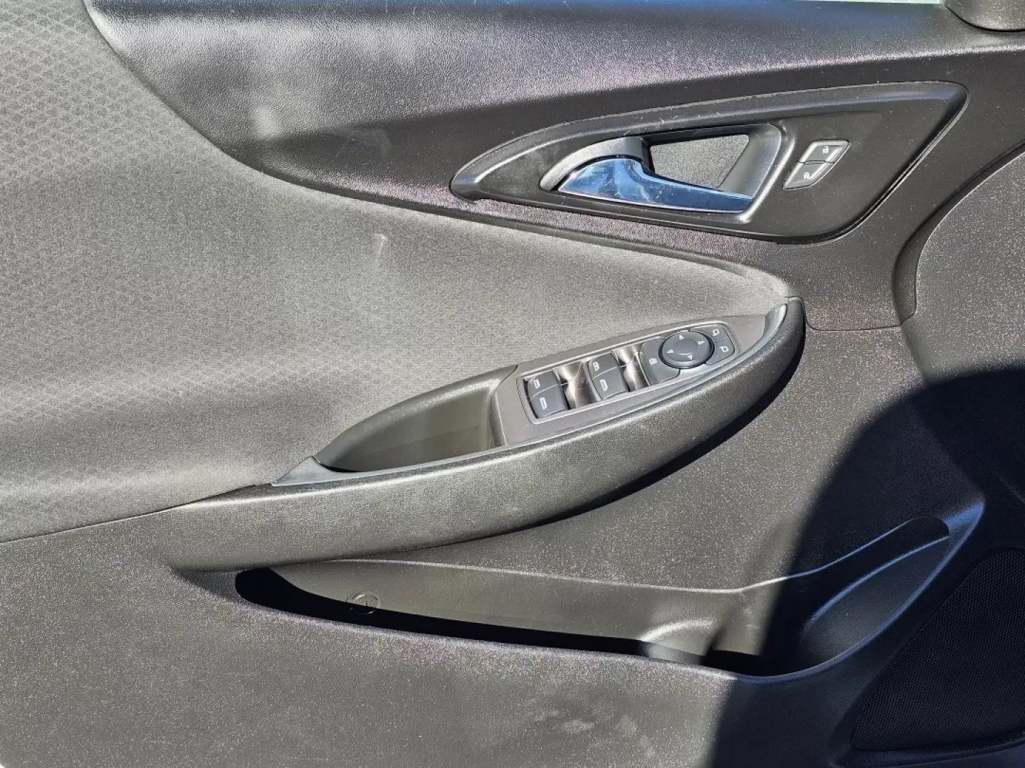 2020 /Jet Black Chevrolet Malibu LT (1G1ZD5ST2LF) with an Other engine, located at 5115 14th Ave., Columbus, GA, 31904, (706) 323-0345, 32.511494, -84.971046 - **Elevate Your Daily Commute with the 2020 Chevrolet Malibu LT Perfect for Every Adventure!**<br /> <br /> Are you tired of your daily commute? Looking for a reliable sedan that not only gets you from point A to B but also enhances your lifestyle? At Gils Auto in Phenix City, AL, we present the 202 - Photo#8