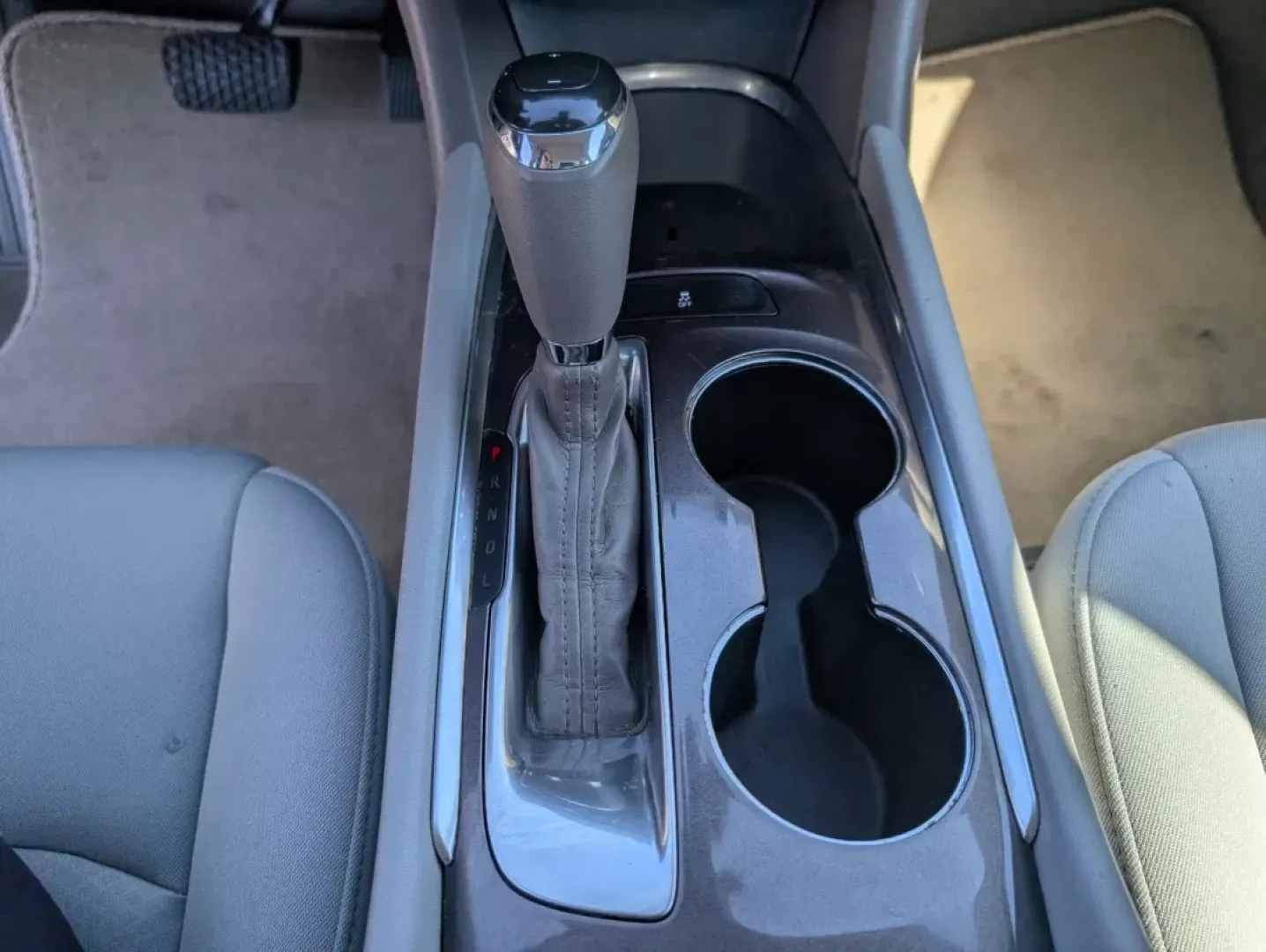 2020 /Dark Atmosphere/ Medium Ash Gray Chevrolet Malibu LT (1G1ZD5ST0LF) with an Other engine, located at 5115 14th Ave., Columbus, GA, 31904, (706) 323-0345, 32.511494, -84.971046 - Discover the perfect blend of comfort, technology, and style with the 2020 Chevrolet Malibu LT, now available at Gils Auto in Phenix City, AL. This sedan is not just a means of transportation; it's your ticket to a better lifestyle. Whether you're commuting to work, running errands in nearby neighbo - Photo#12