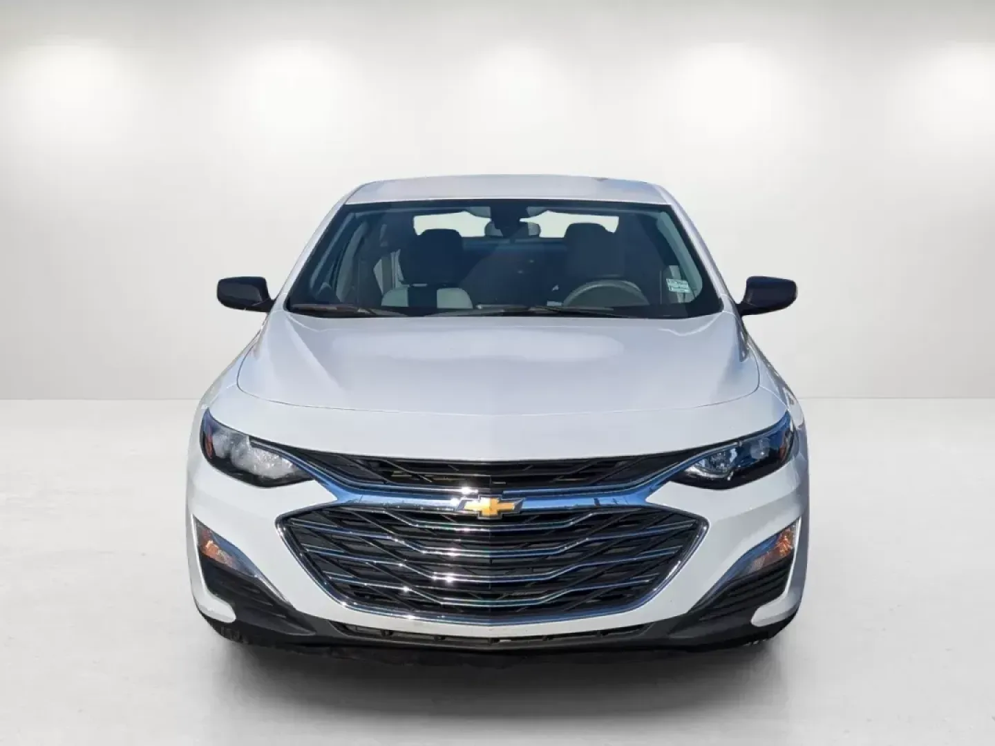 2020 /Dark Atmosphere/ Medium Ash Gray Chevrolet Malibu LS (1G1ZB5STXLF) with an Turbocharged Gas I4 1.5L/91 engine, 1-Speed Automatic transmission, located at 5115 14th Ave., Columbus, GA, 31904, (706) 323-0345, 32.511494, -84.971046 - ### Discover Your Next Adventure with the 2020 Chevrolet Malibu at Gils Auto - Columbus<br /> <br /> Are you in search of a reliable sedan that balances style, comfort, and advanced technology? Look no further! The 2020 Chevrolet Malibu is the perfect vehicle for commuters, growing families, and any - Photo#1